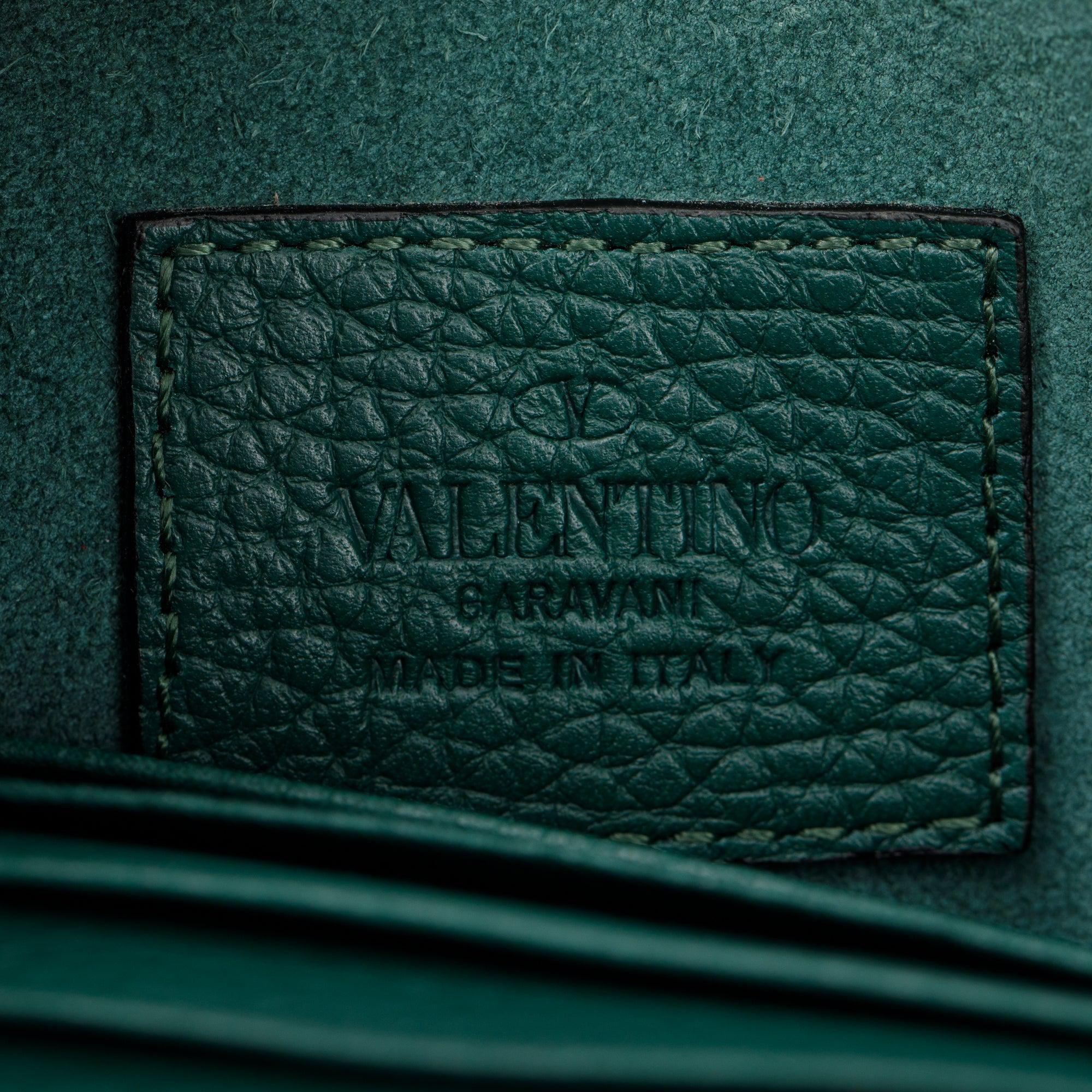 Valentino Green Pebbled Calfskin Rockstud Envelope Wallet on Chain w/ Box