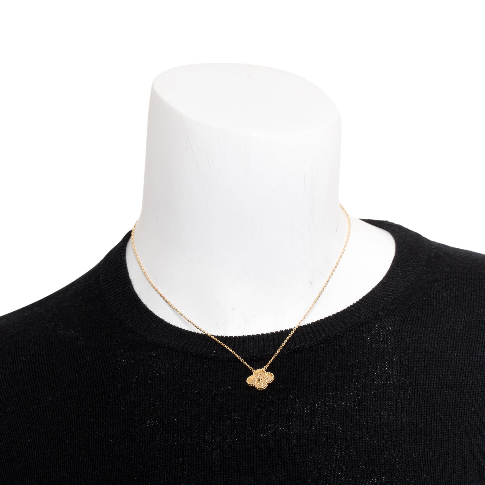 Van Cleef & Arpels 2022 18k Yellow Gold Vintage Alhambra Pendant Necklace w/ Box & Certificate