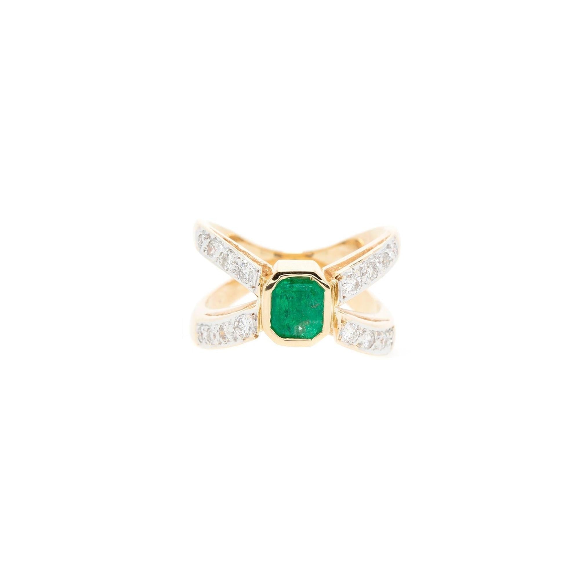 14k Yellow Gold Emerald & Diamond Cocktail Ring