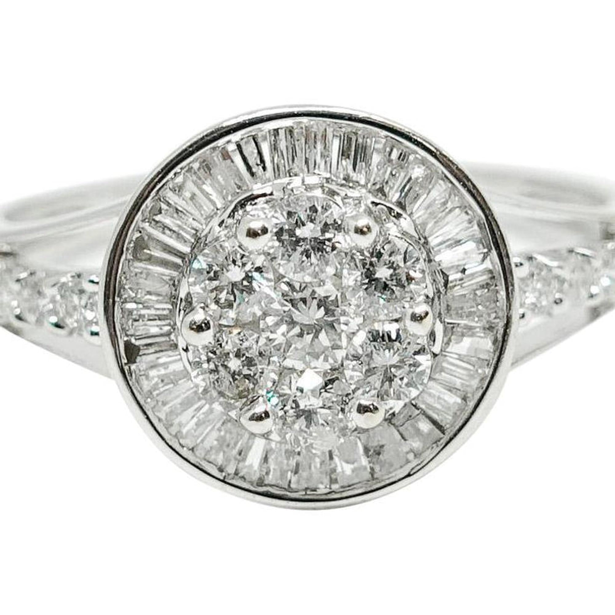 18K White Gold Diamond Cluster Ring