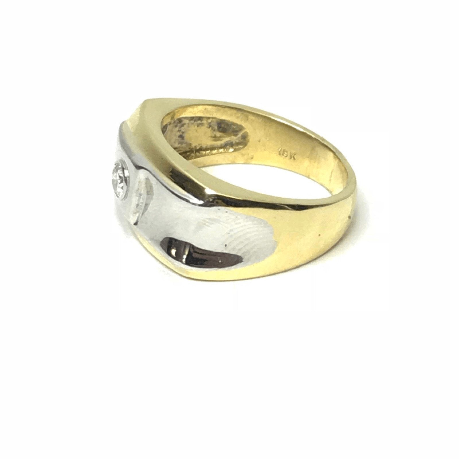 18K Yellow and White Gold Diamond Ring with Two-Tone Design