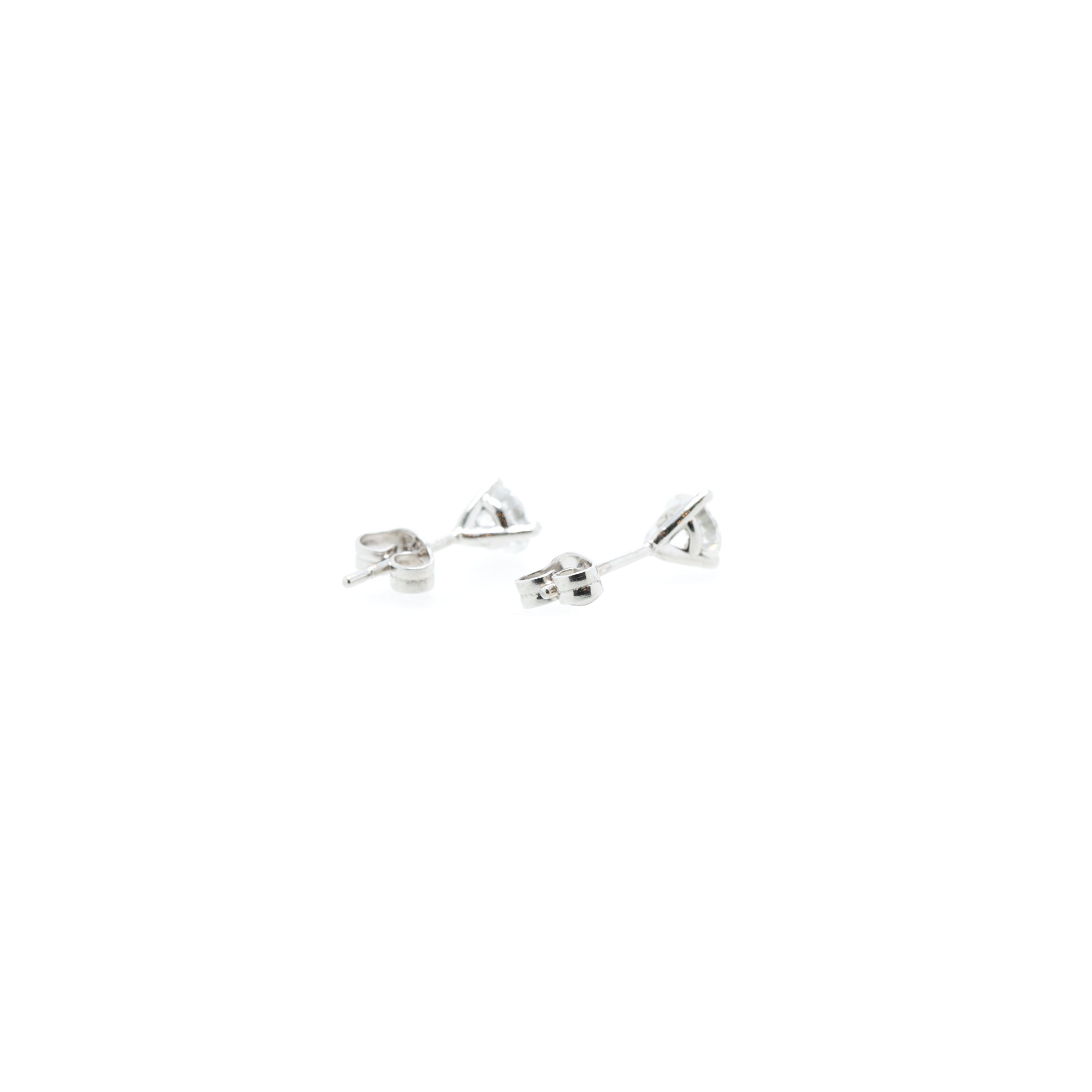 18k White Gold 0.92 tcw. Diamond Stud Earrings