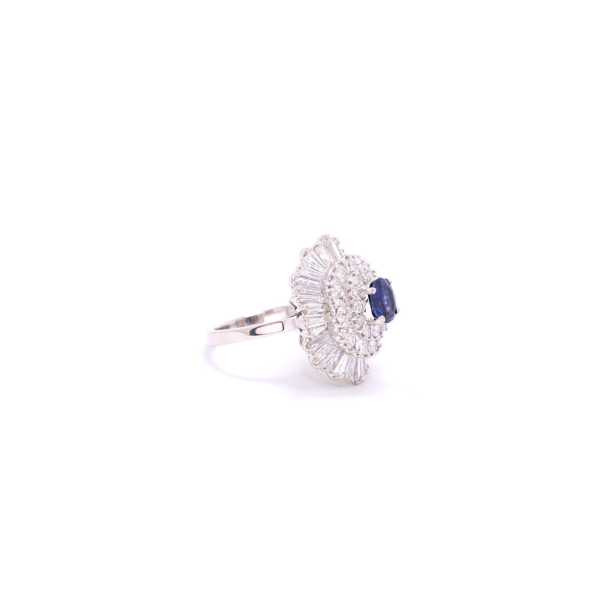 18k White Gold Blue Sapphire & Diamond Cocktail Ring