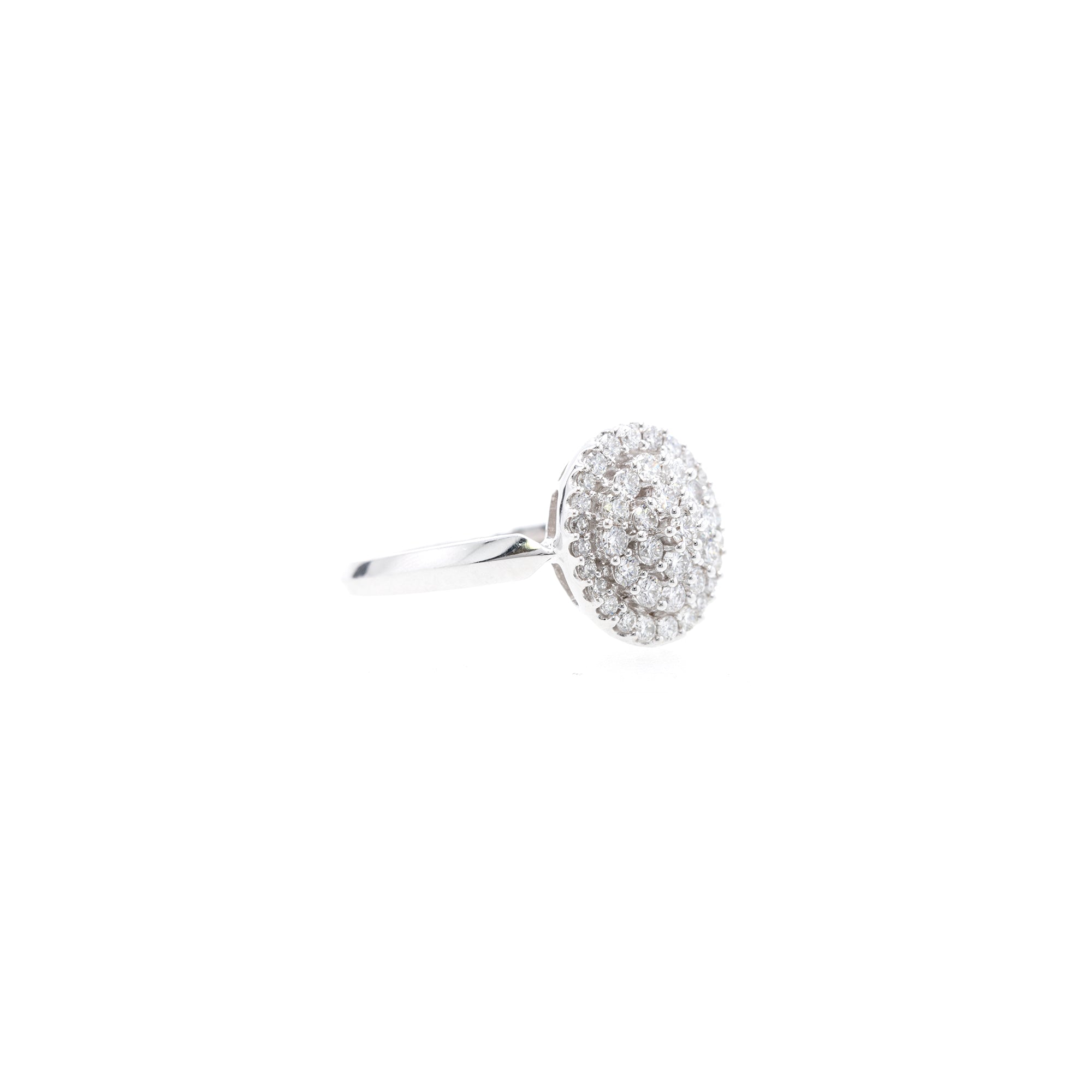 18k White Gold Diamond Cluster Ring