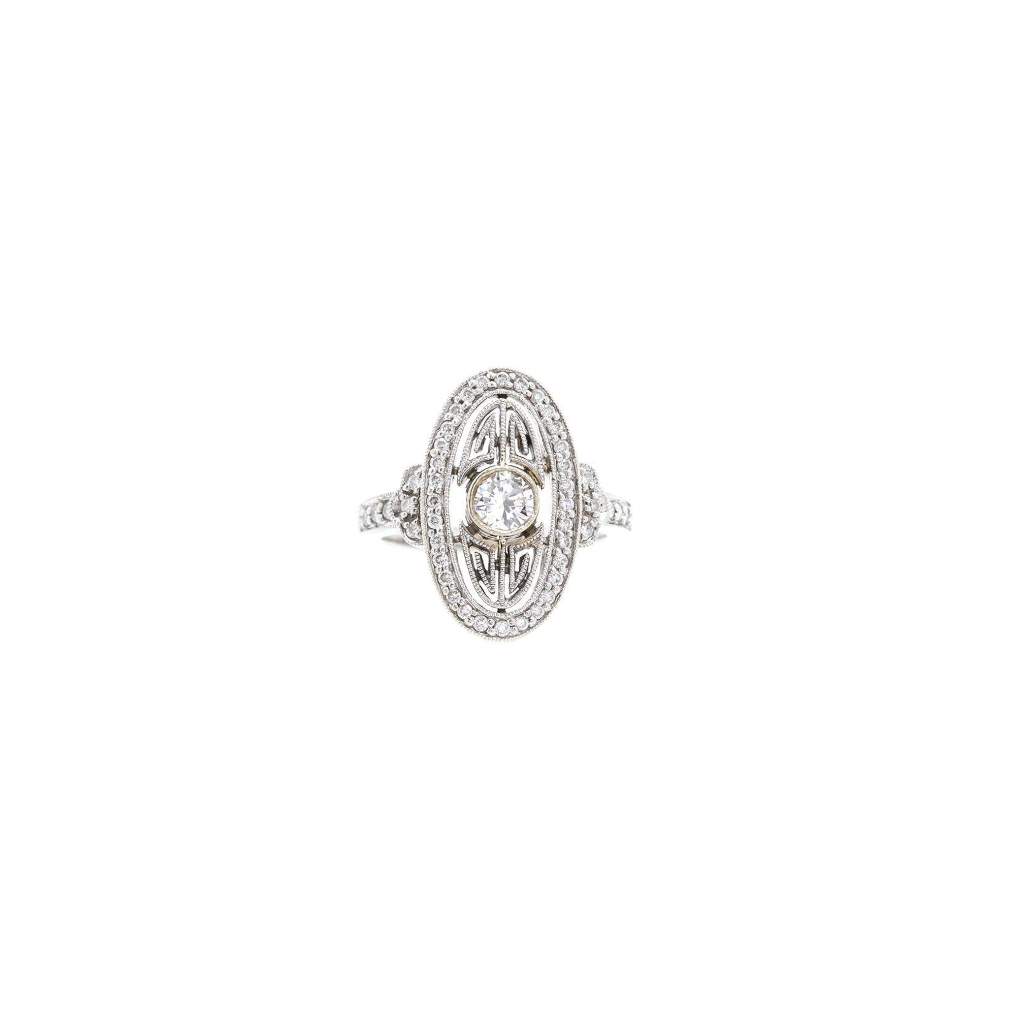 18k White Gold Oval Top Diamond Ring