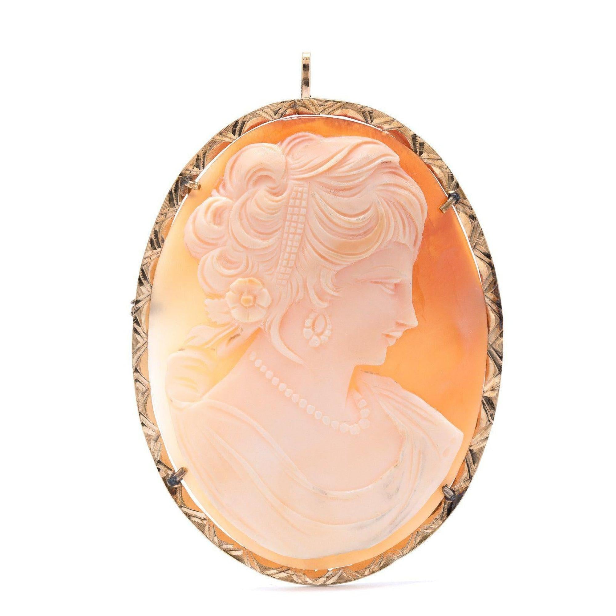 Antique Cameo Brooch/Pendant