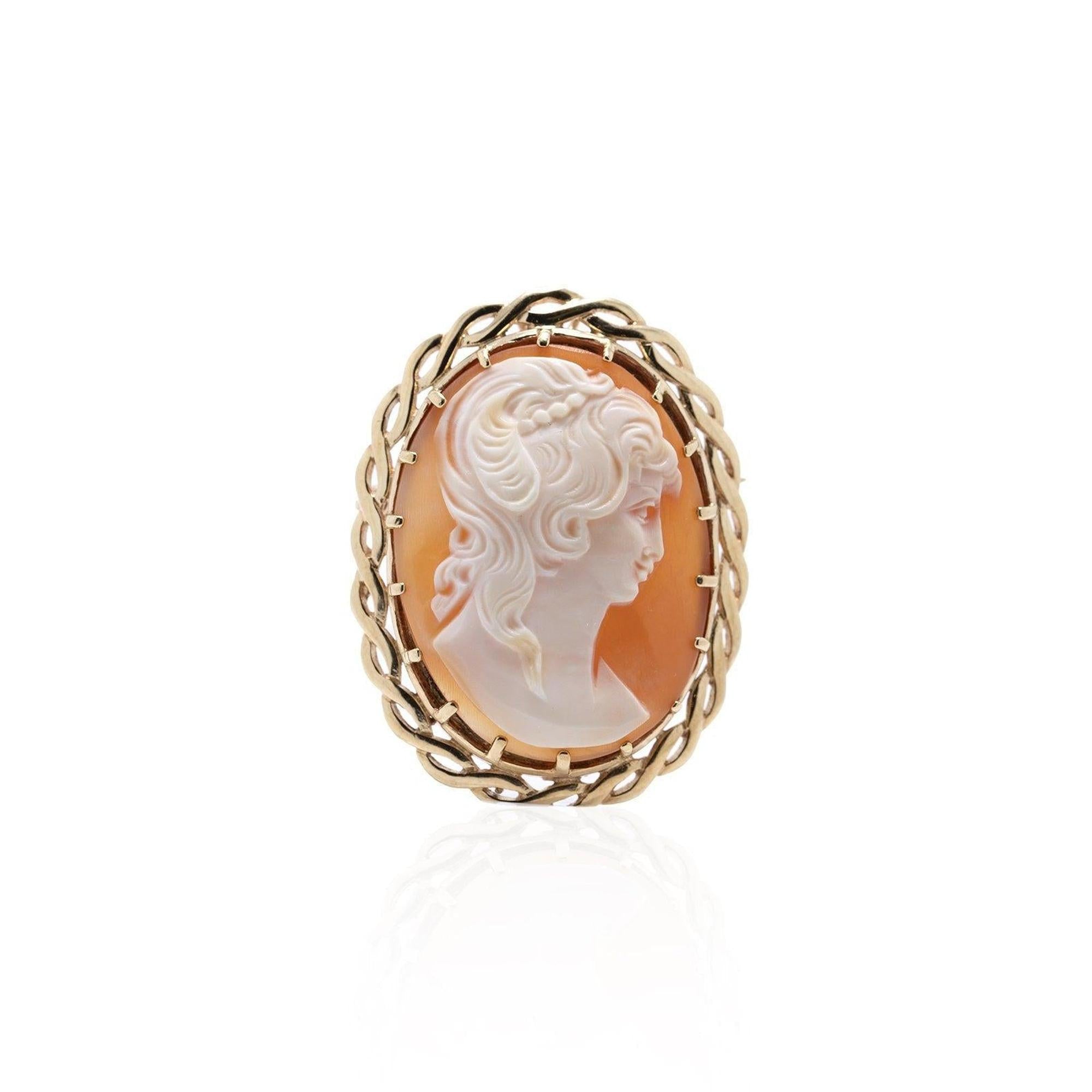 Antique Cameo Brooch/Pendant