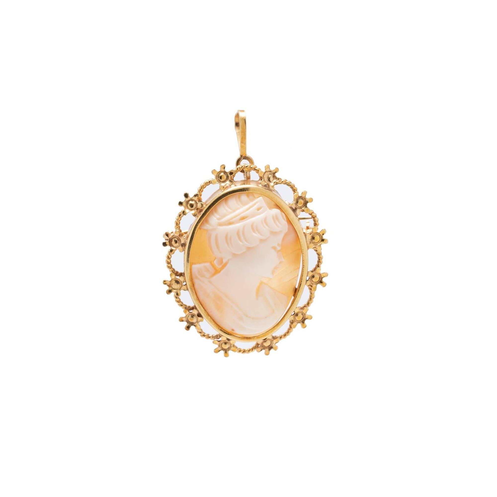 Antique Cameo Brooch/Pendant