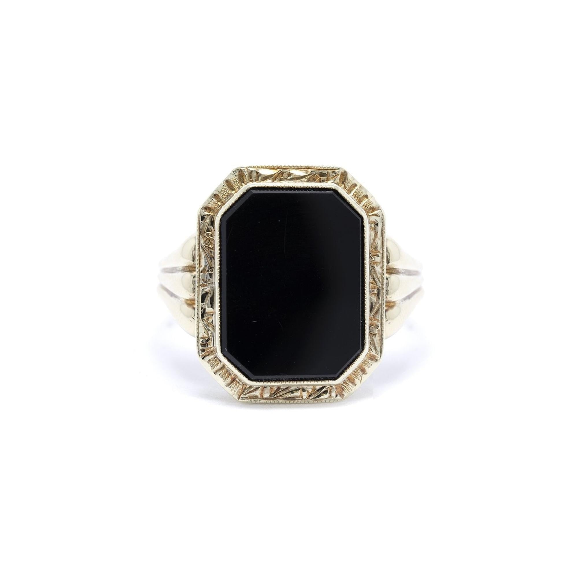 Antique Men's Onyx Ring