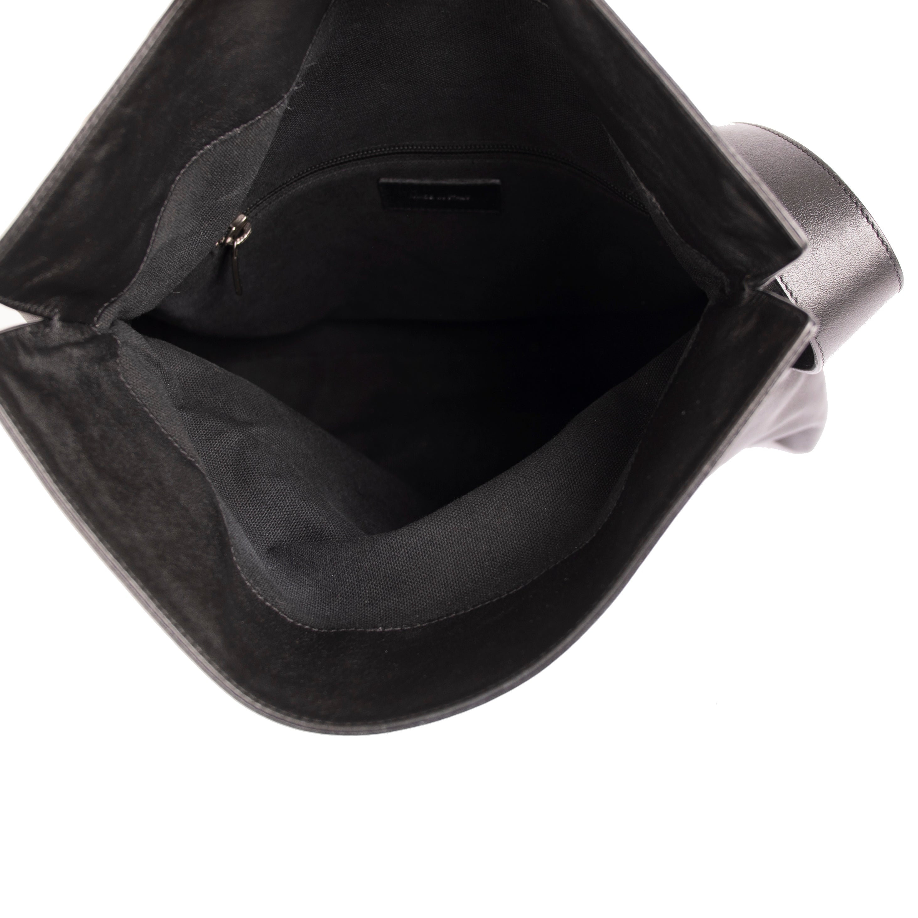 Burberry Leather Horn Toggle Shoulder Bag – OLIVER