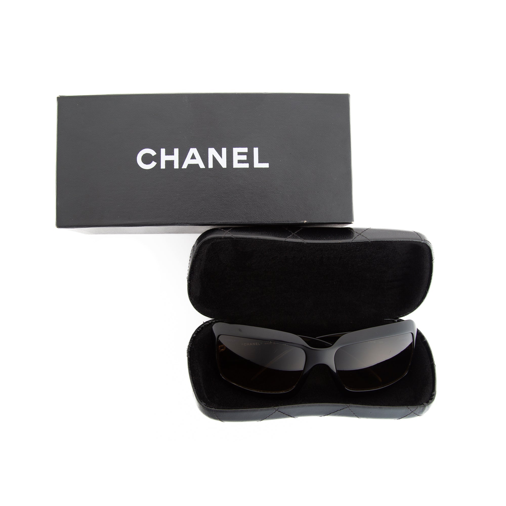 Chanel 5076-H CC Mother of Pearl Sunglasses w/ Box & Case