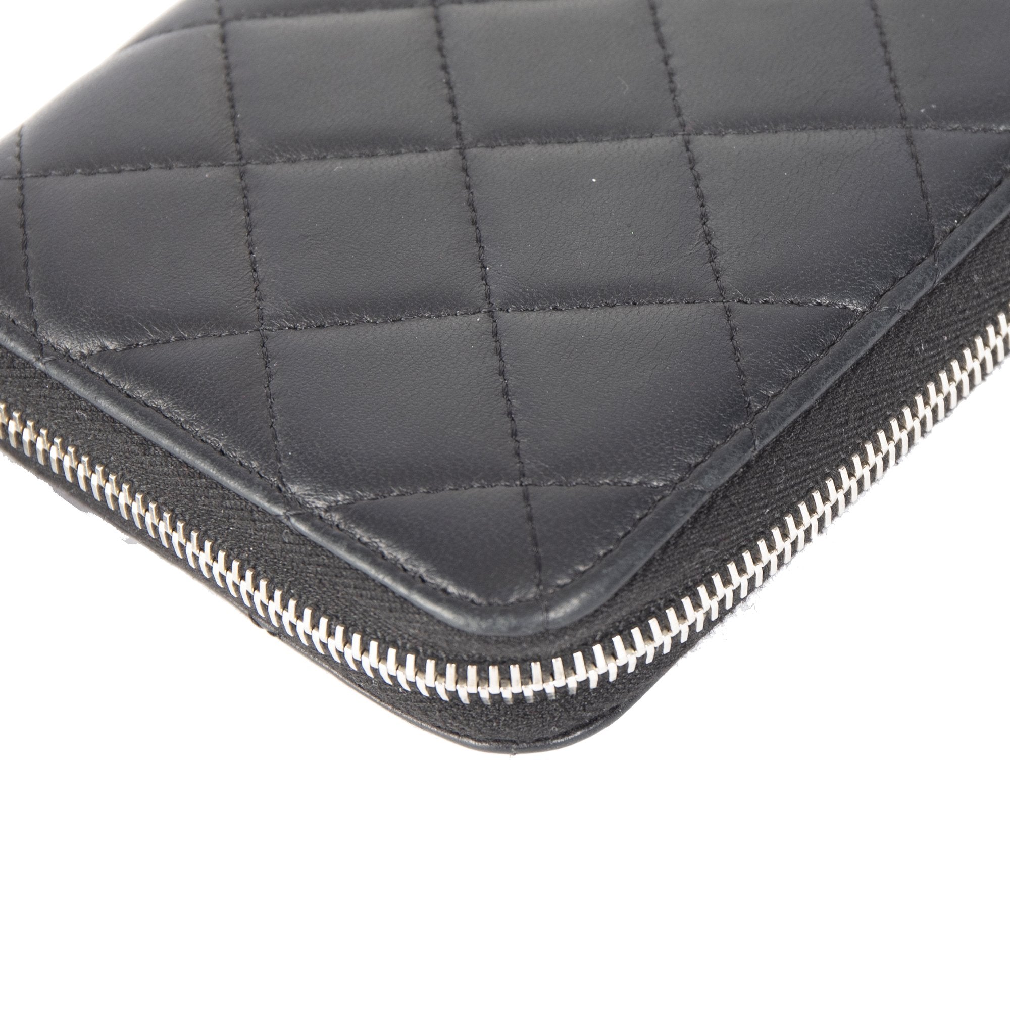 Chanel Black Lambskin Quilted Zip Wallet