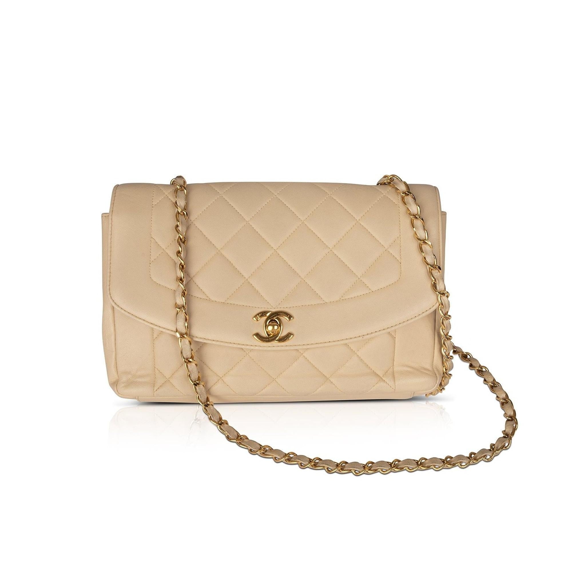 Chanel Vintage Medium Diana Flap Bag