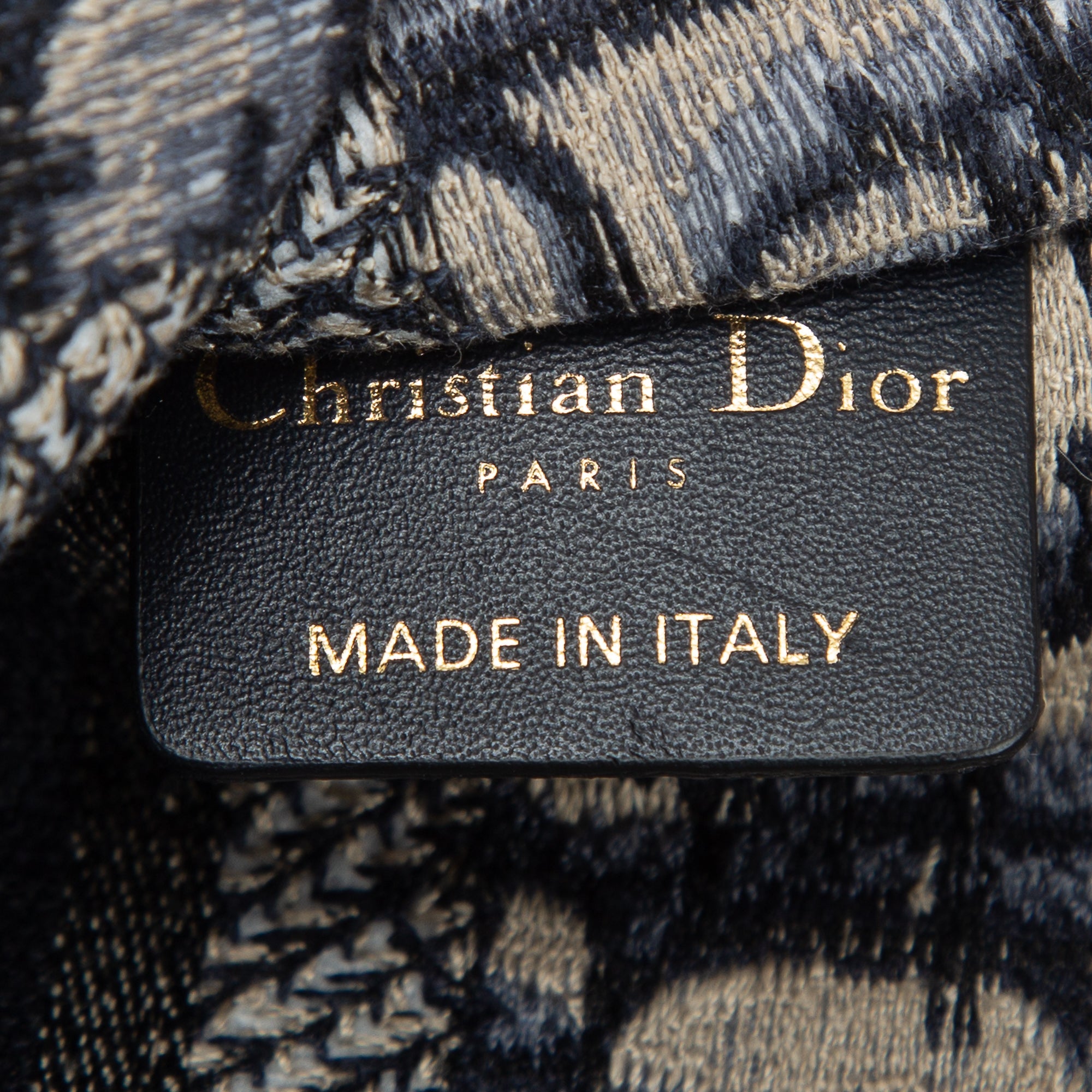 Christian Dior 2020 Oblique Mini Book Tote w/ Authenticity Card – OLIVER'S