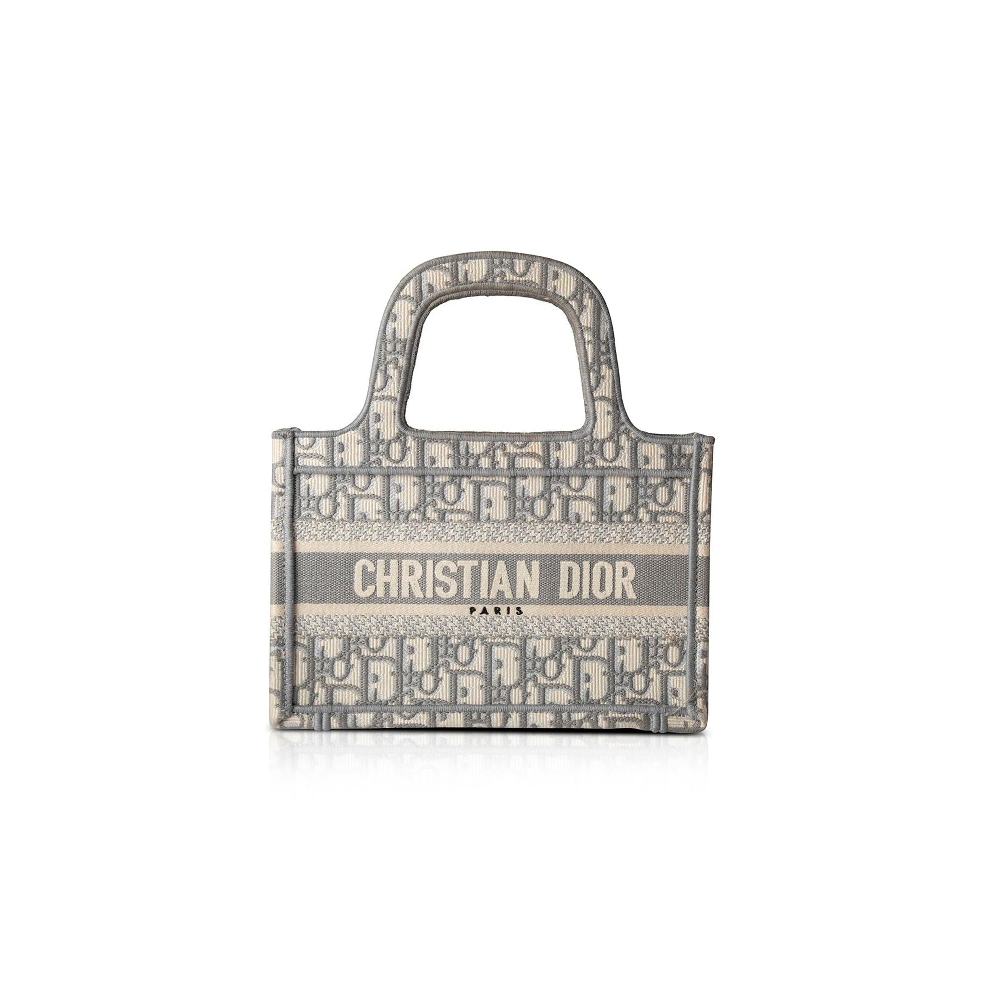 Christian Dior 2020 Oblique Mini Book Tote – OLIVER'S