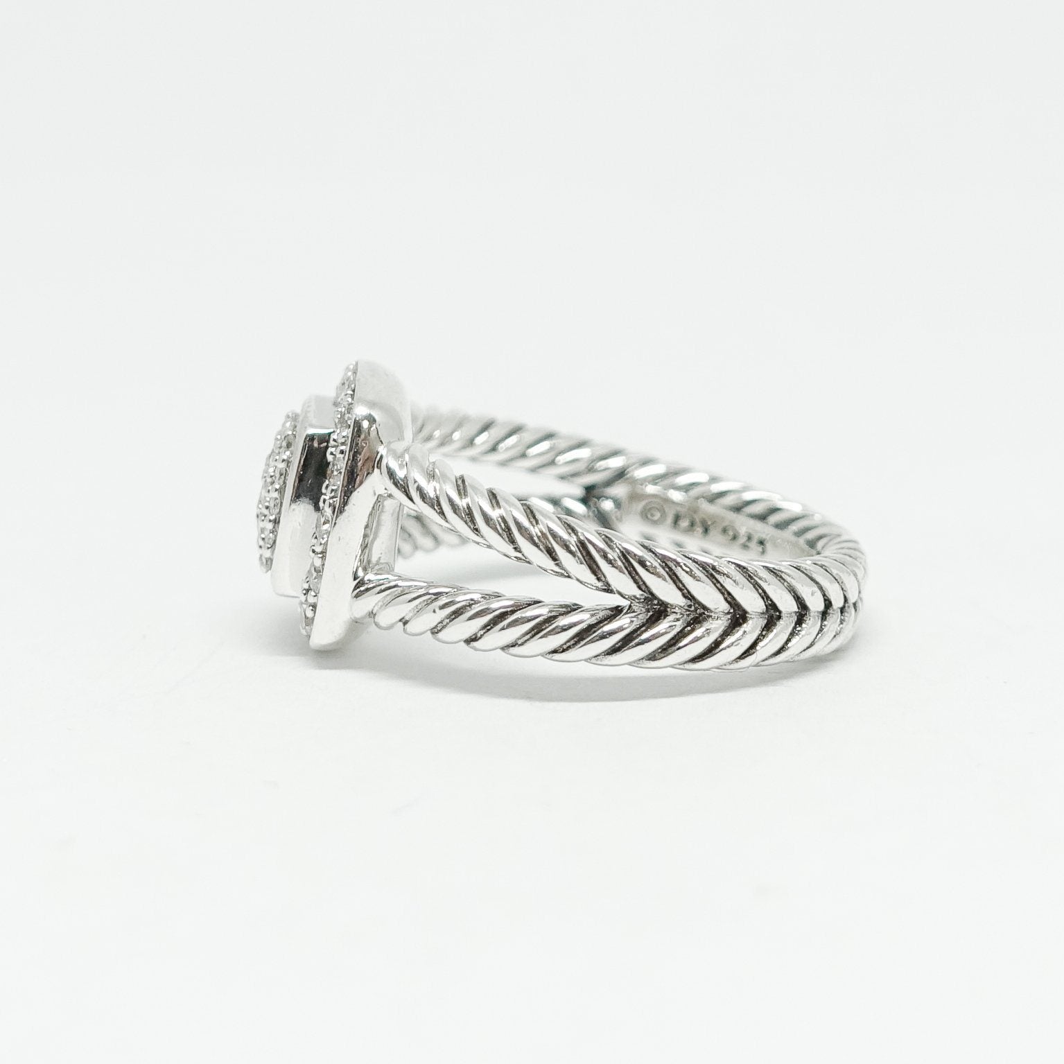 David Yurman Diamond Petite Albion Ring