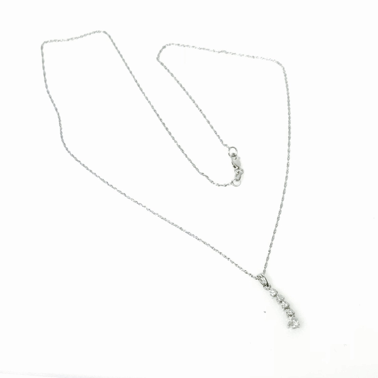 Diamond Link Type Pendant in 18kt white Gold