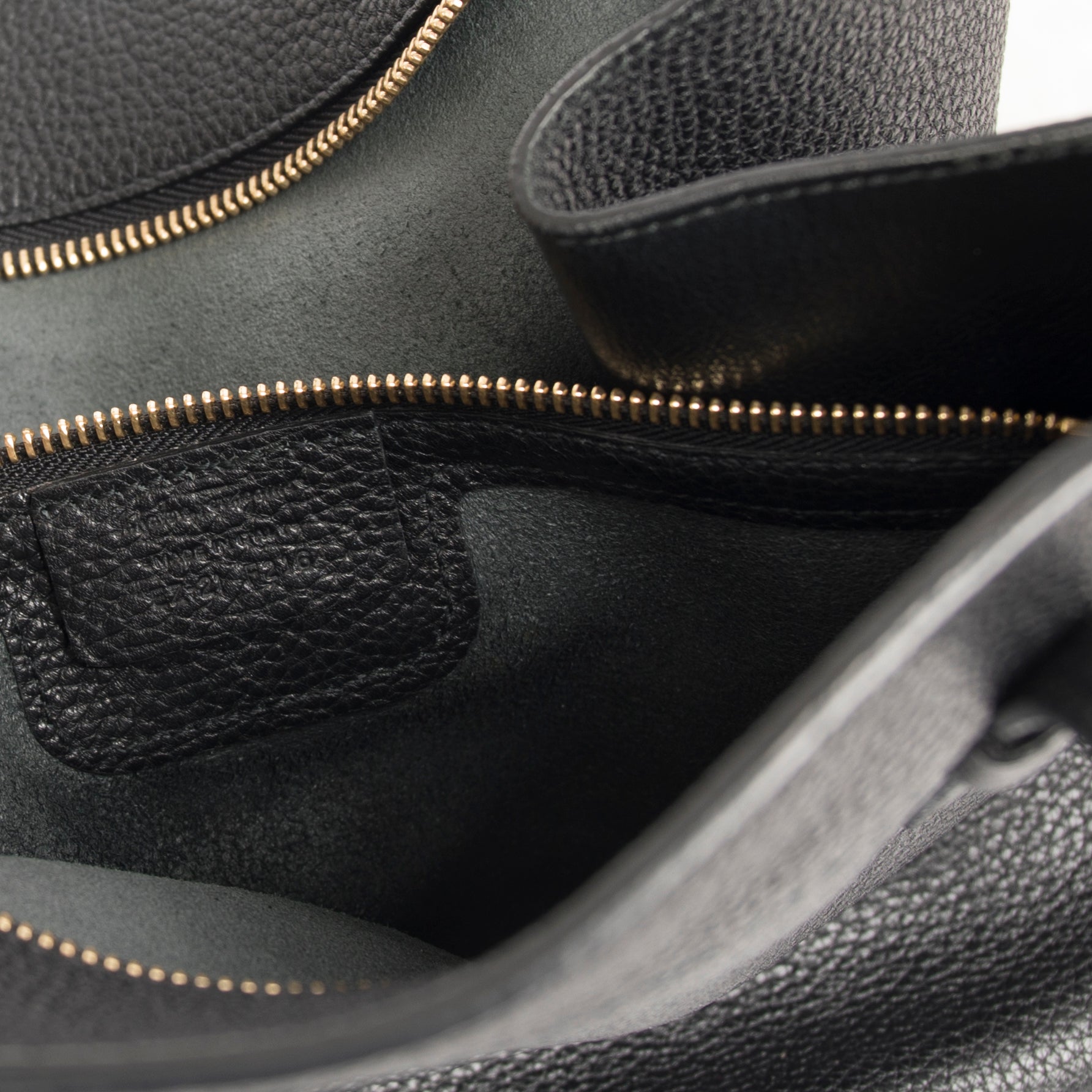 Ferragamo Medium Black Leather Amy Tote