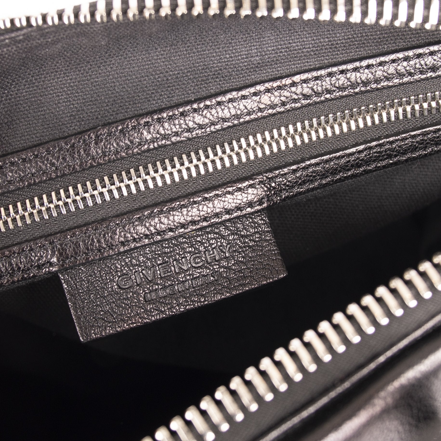 Givenchy Medium Antigona Satchel