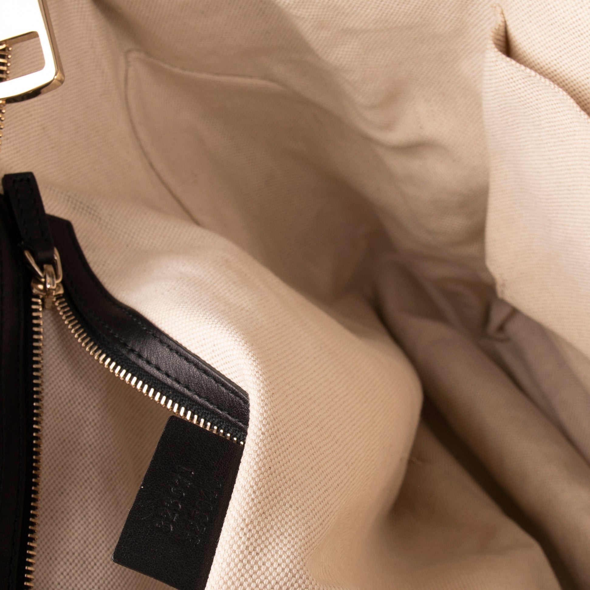 Gucci Black Guccissima Leather Bree Tote