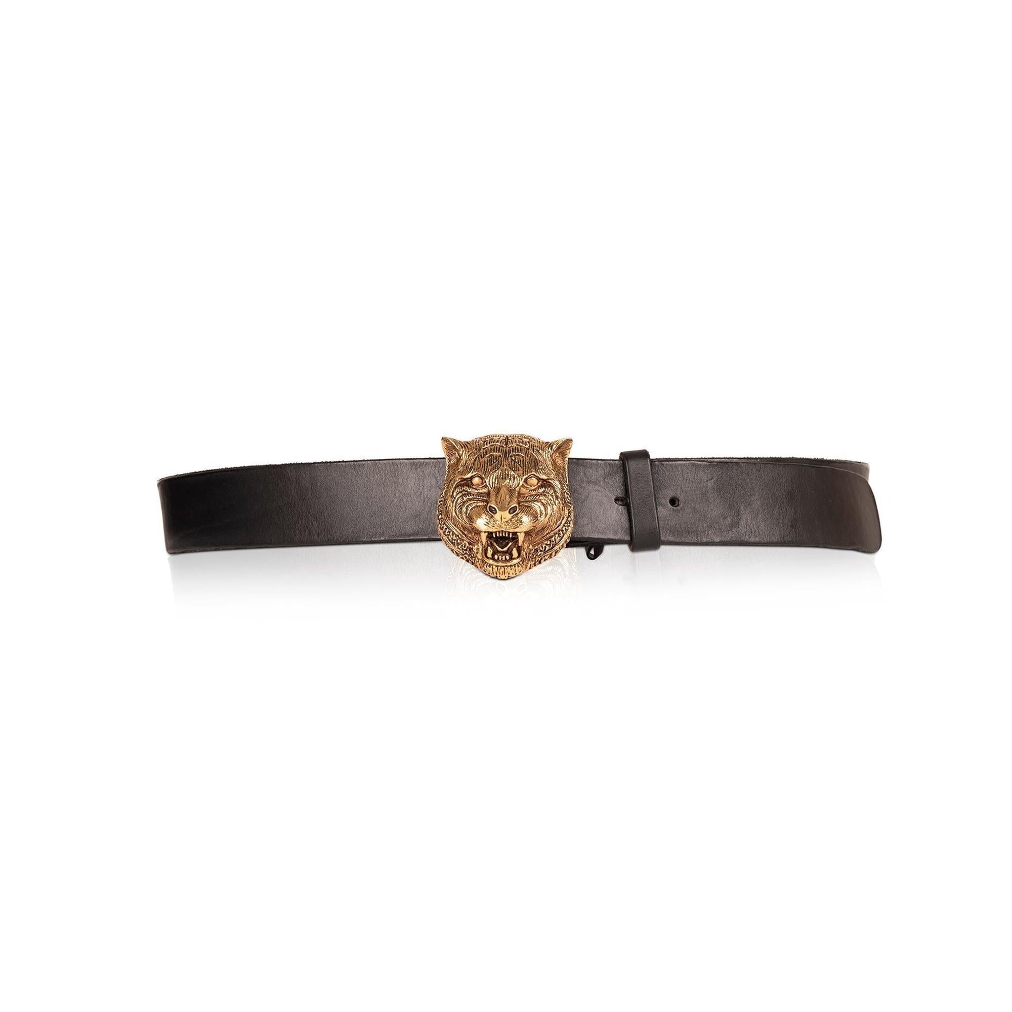 Gucci Black Wide Leather Belt with Feline Buckle