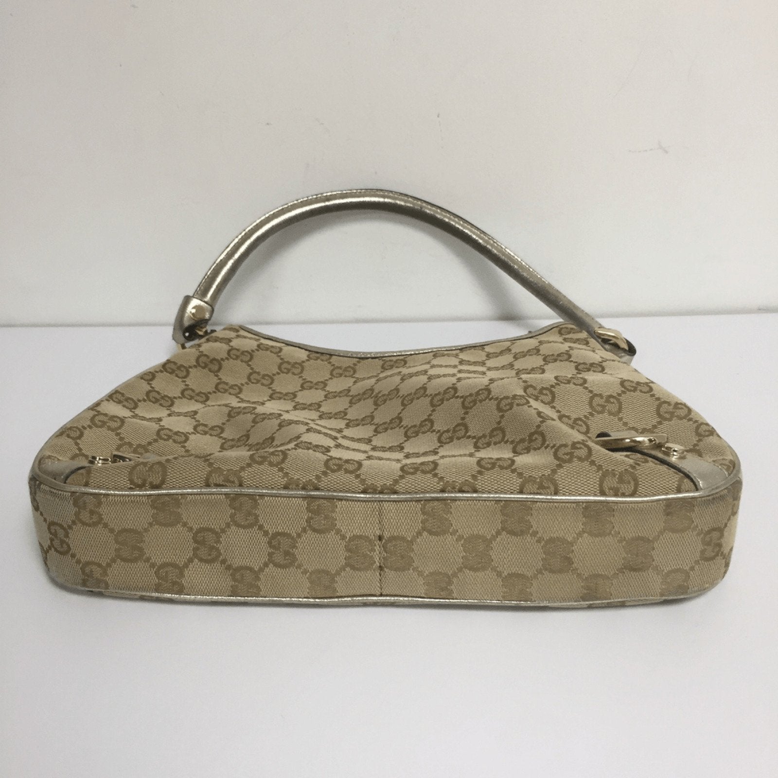 Gucci Canvas Abbey Hobo