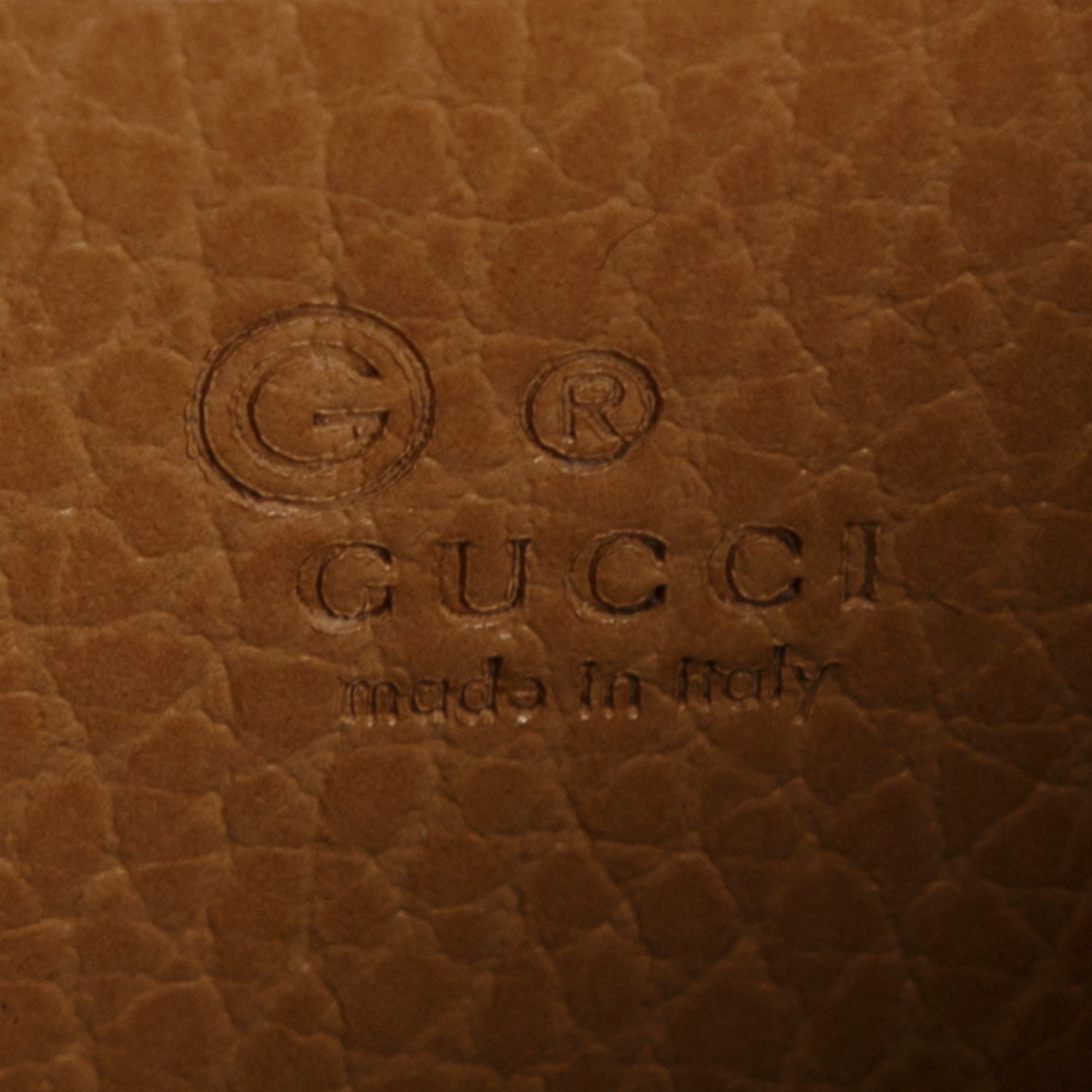 Gucci Dollar Interlocking G Wallet on Chain w/ Box