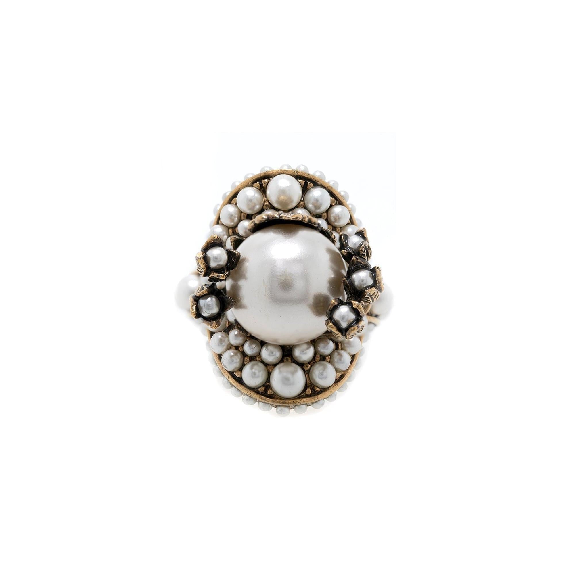Gucci Faux Pearl Flower Cocktail Ring