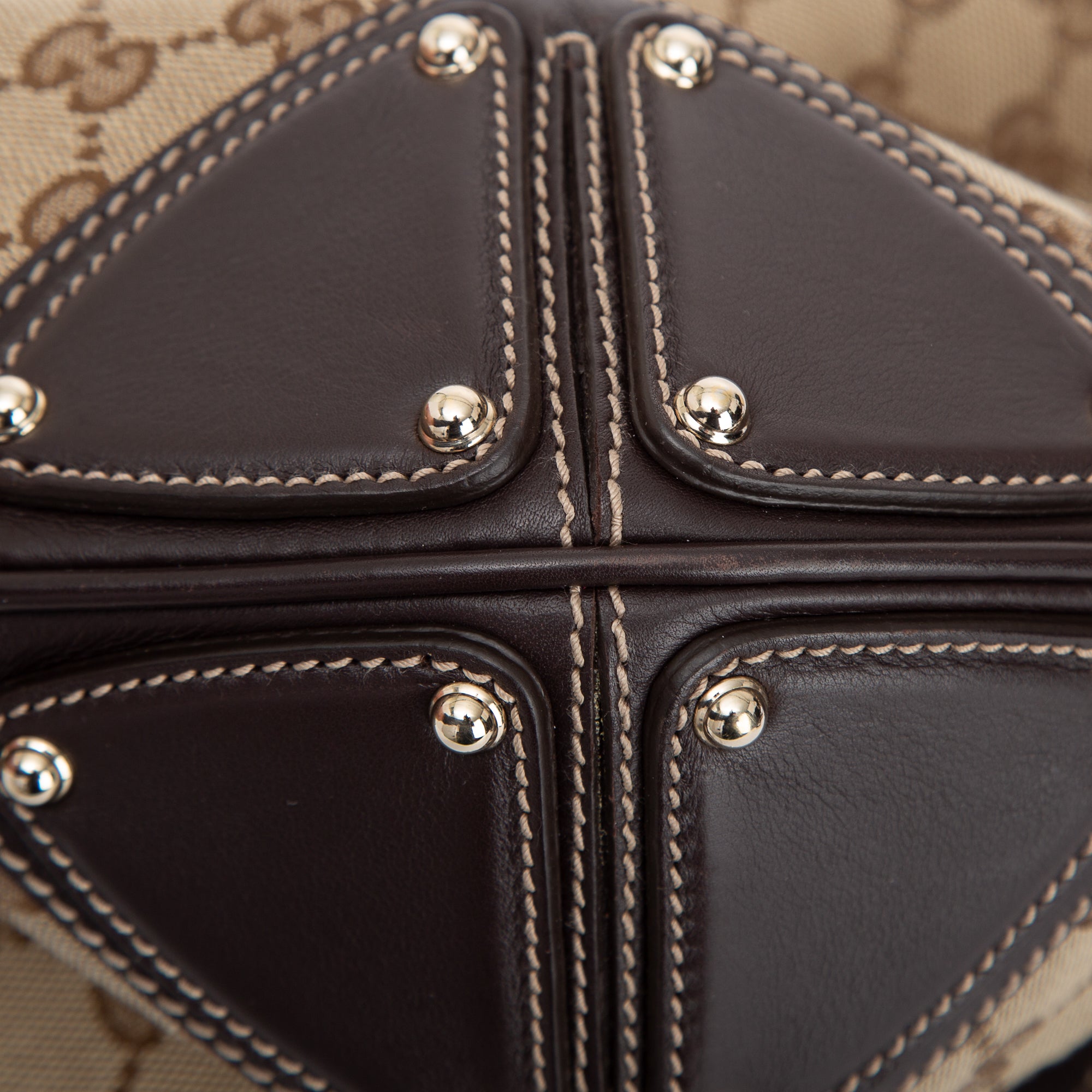 Gucci GG Canvas Large Indy Hobo w/ Strap