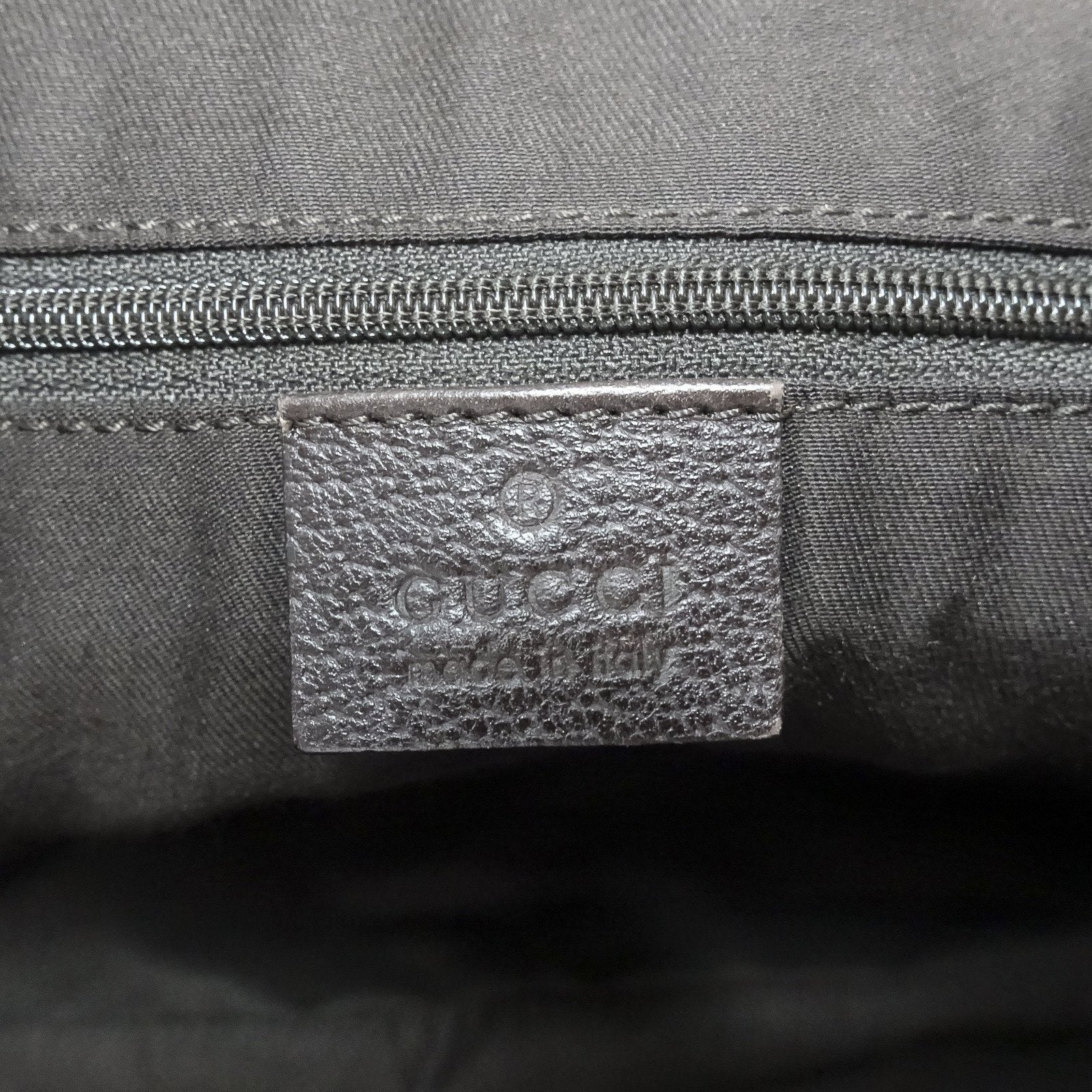 Gucci GG Canvas Medium Abbey Bag