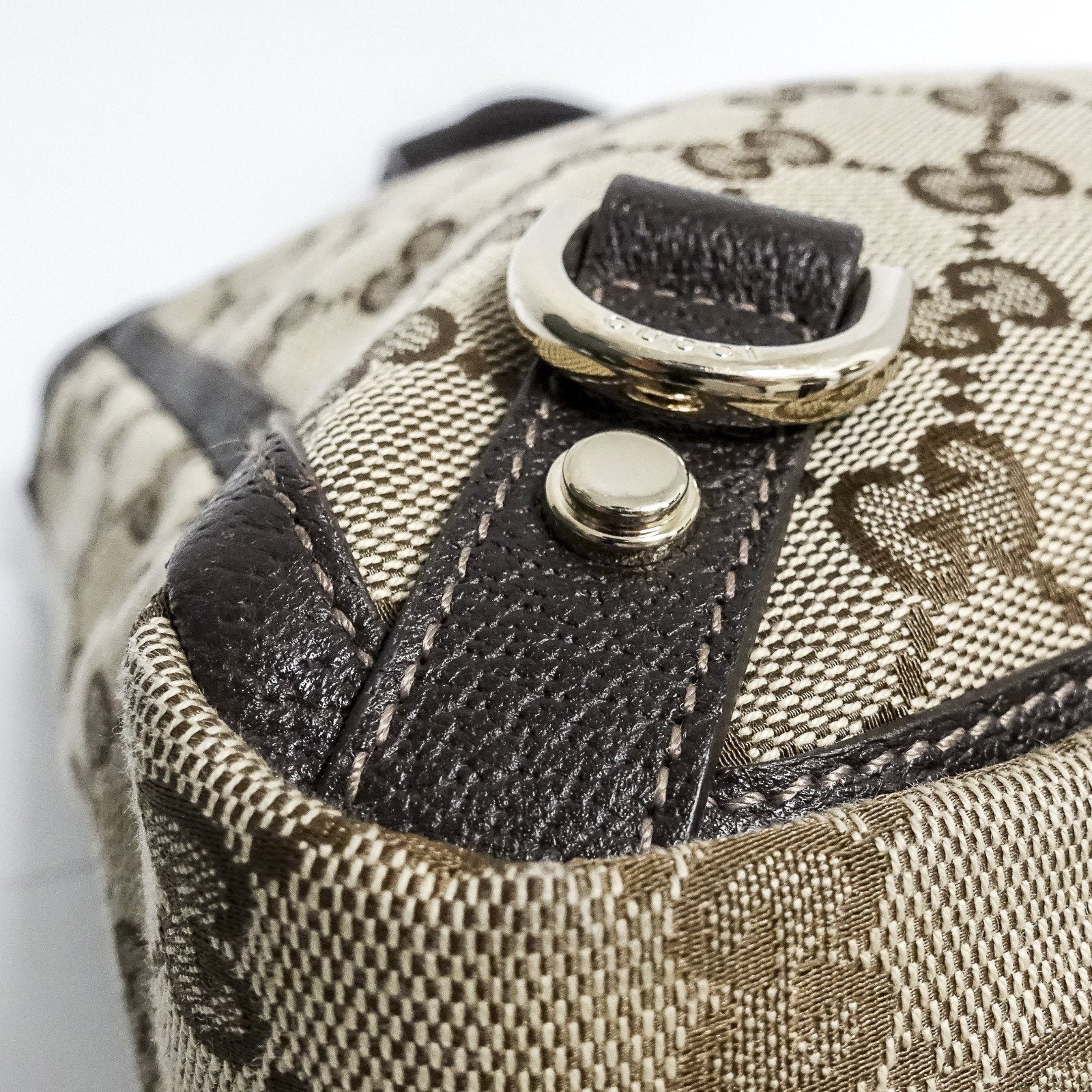 Gucci GG Canvas Medium Tote Bag