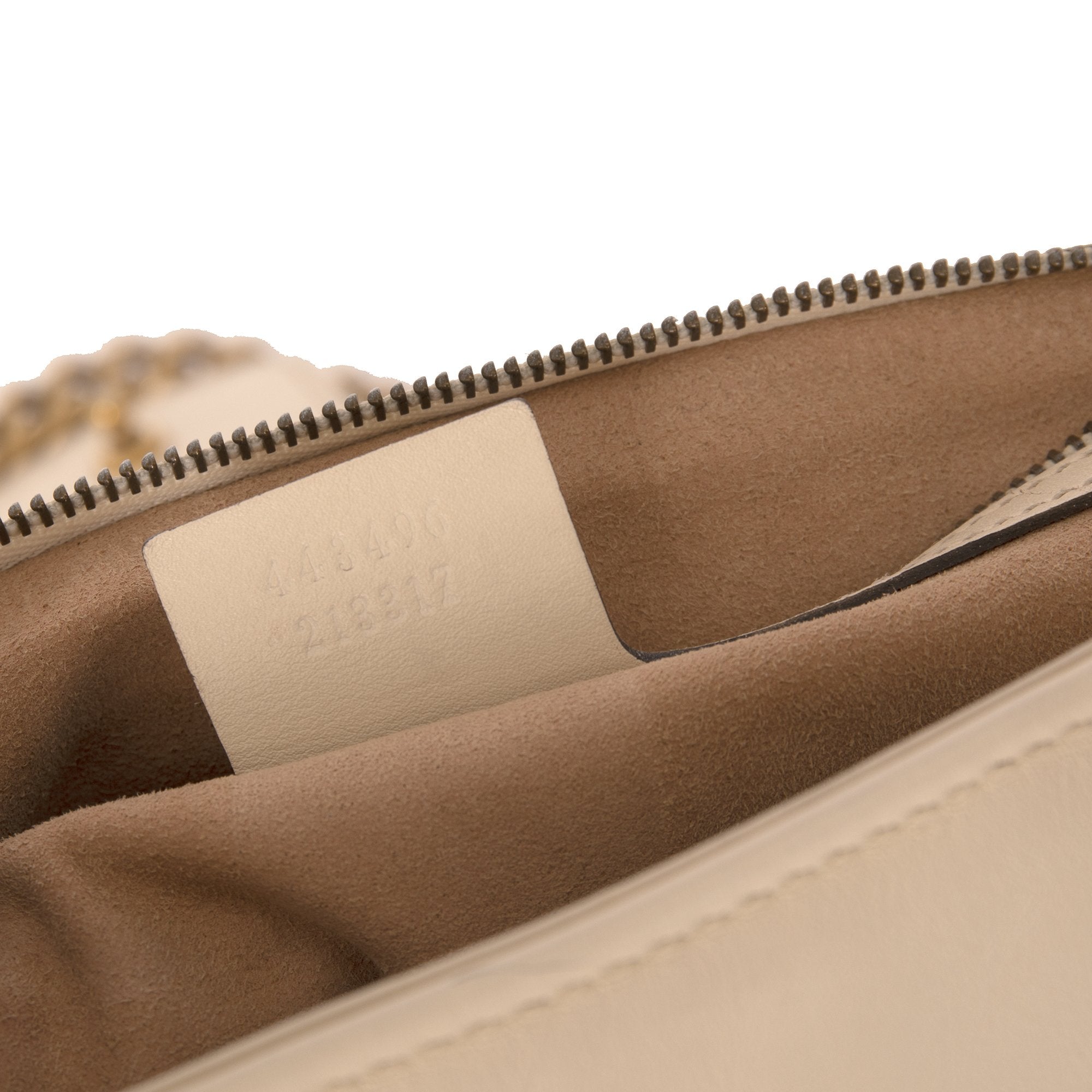 Gucci GG Marmont Matelasse Medium Shoulder Bag