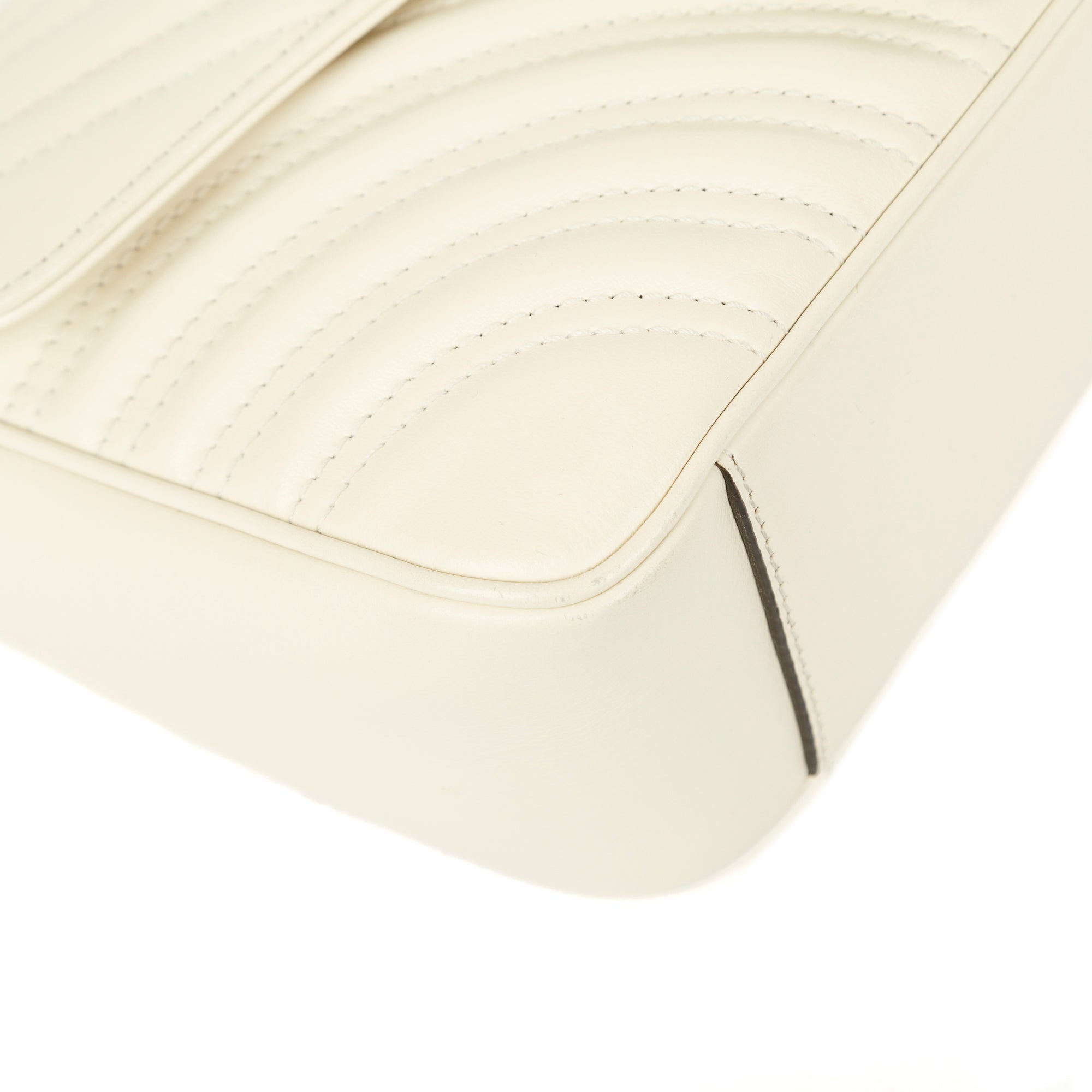 Gucci GG Marmont Matelasse Small Shoulder Bag