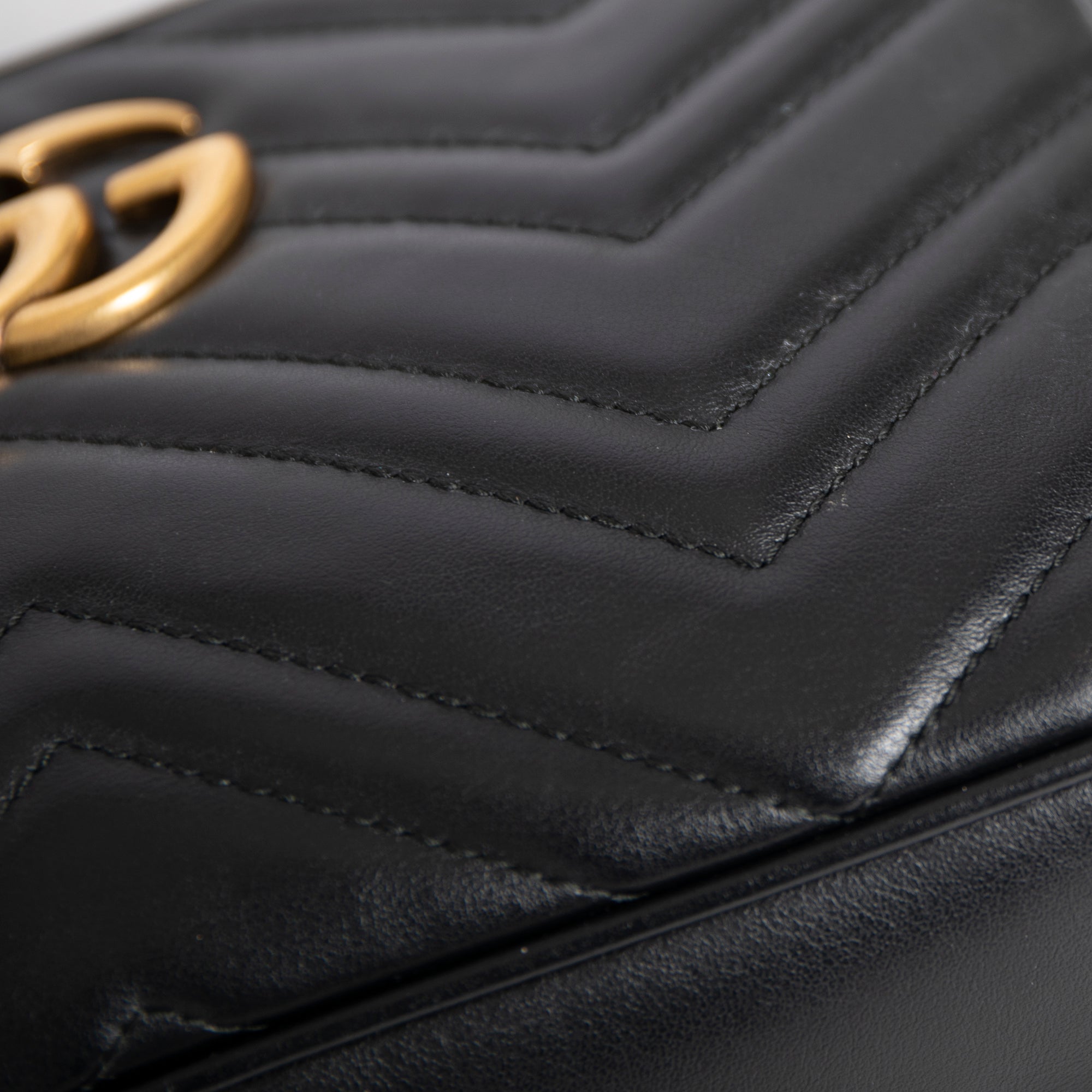 Gucci GG Marmont Matelasse Small Shoulder Bag w/ Box