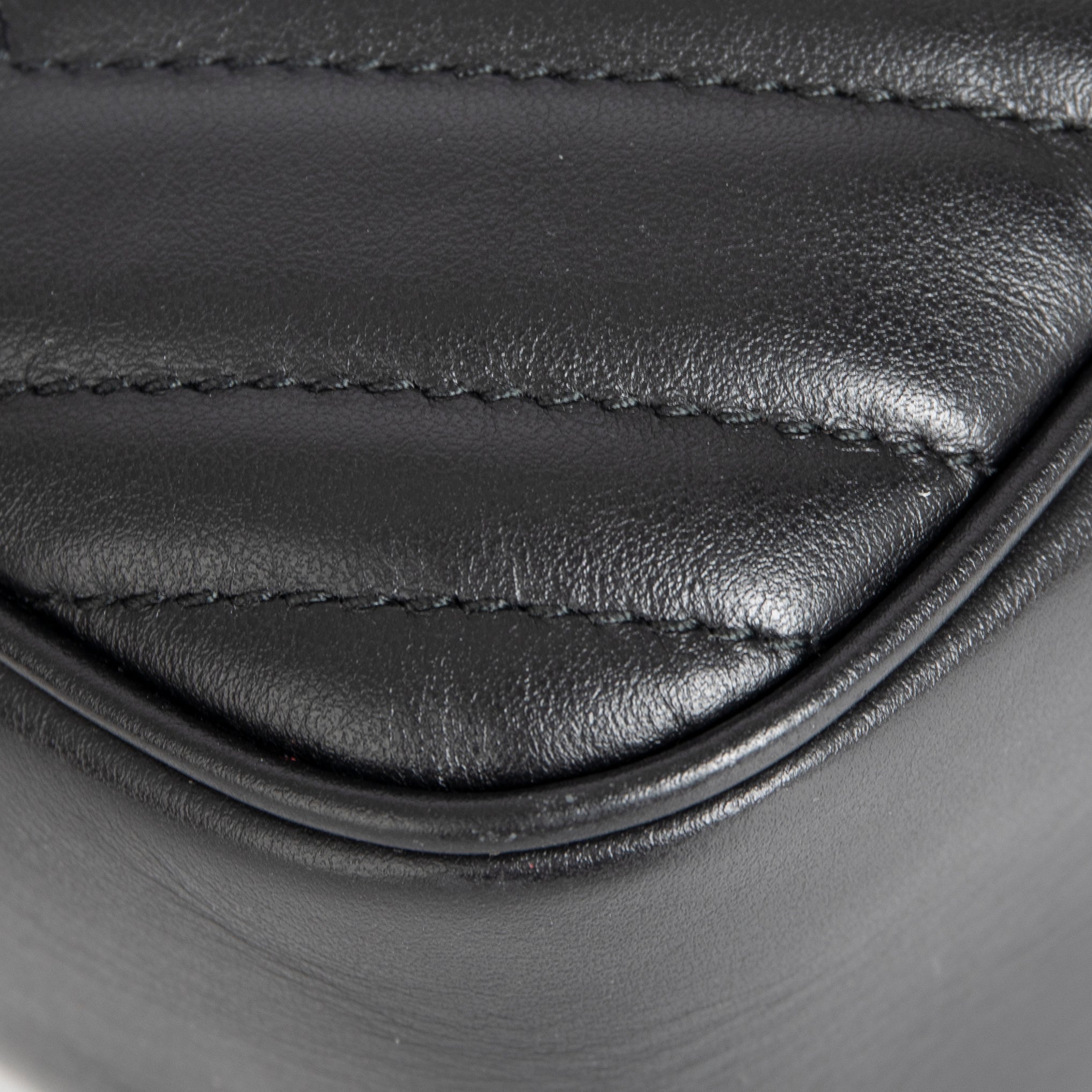 Gucci GG Marmont Matelasse Small Shoulder Bag w/ Box