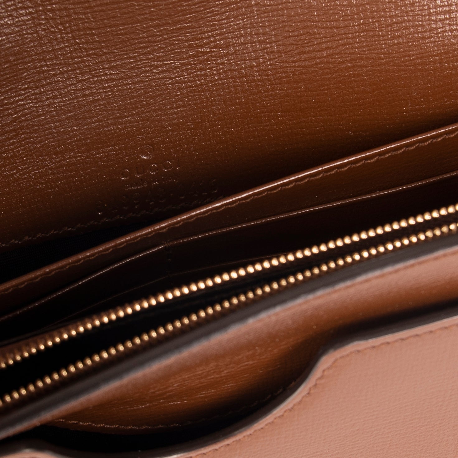 Gucci GG Supreme Limited Edition Valentine's Day Wallet on Chain w/ Box