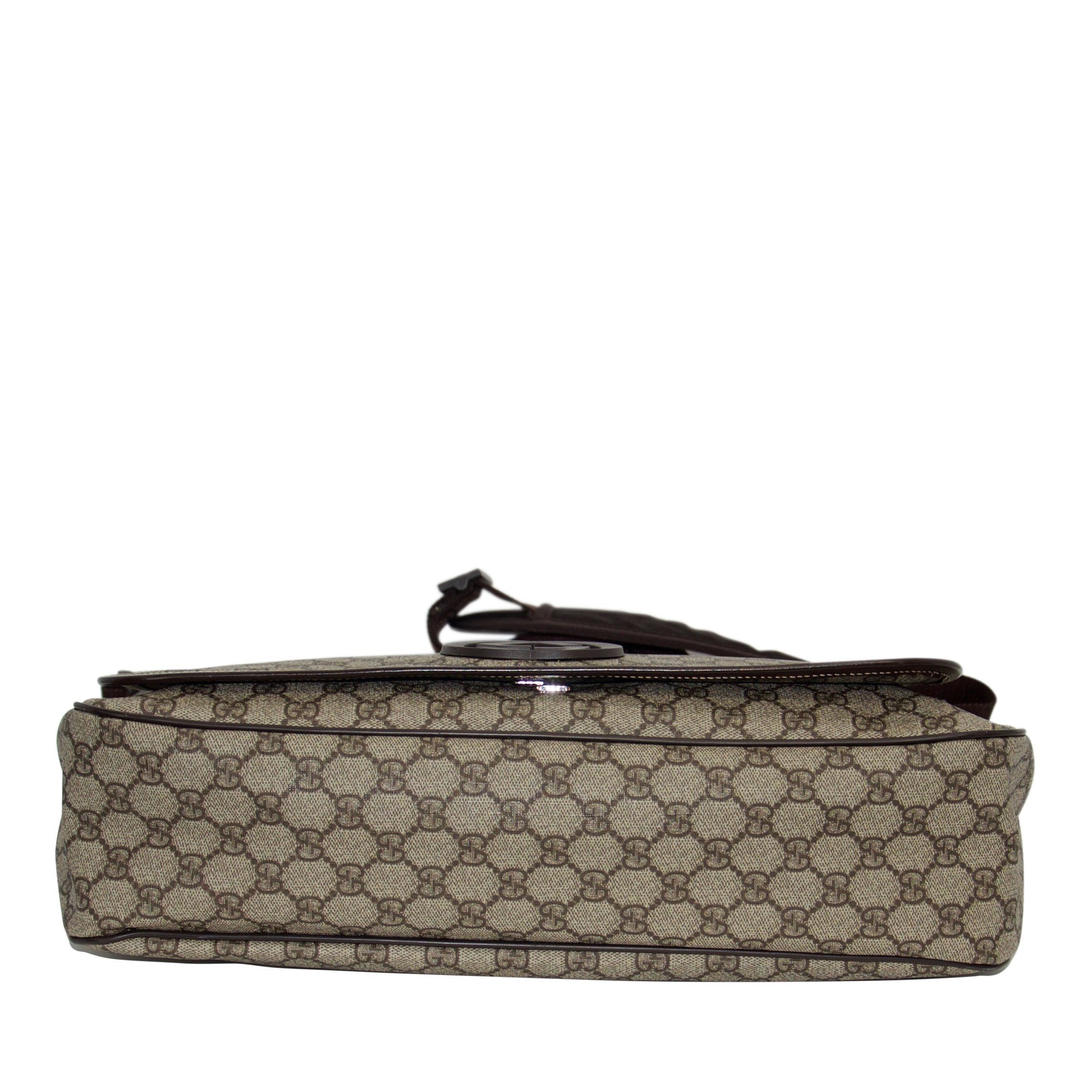 Gucci GG Supreme Messenger Bag