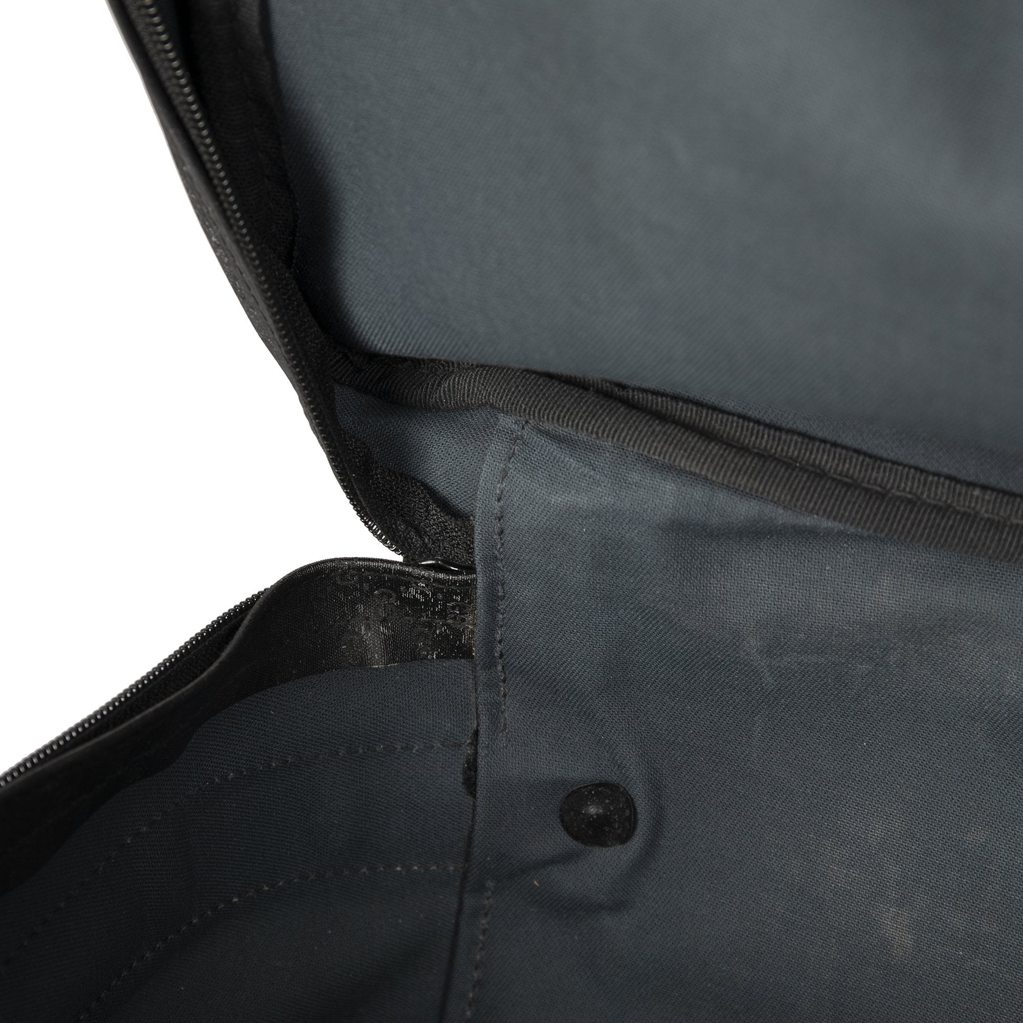 Gucci GG Supreme Suitcase 75