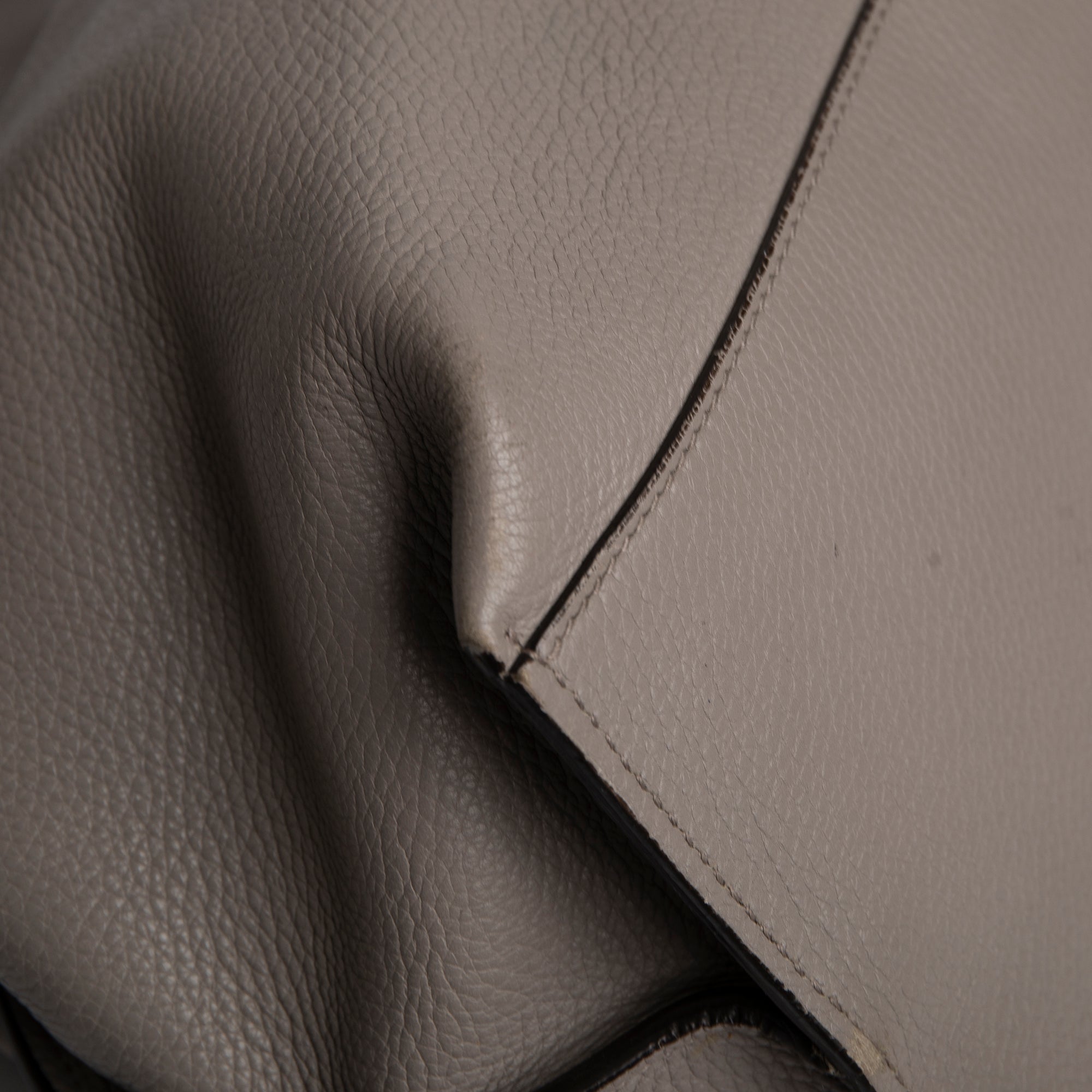 Gucci Large Leather Bamboo Daily Top Handle Bag