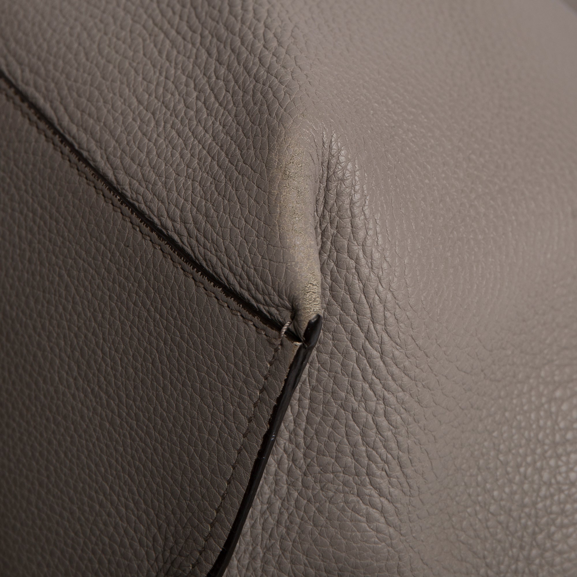 Gucci Large Leather Bamboo Daily Top Handle Bag