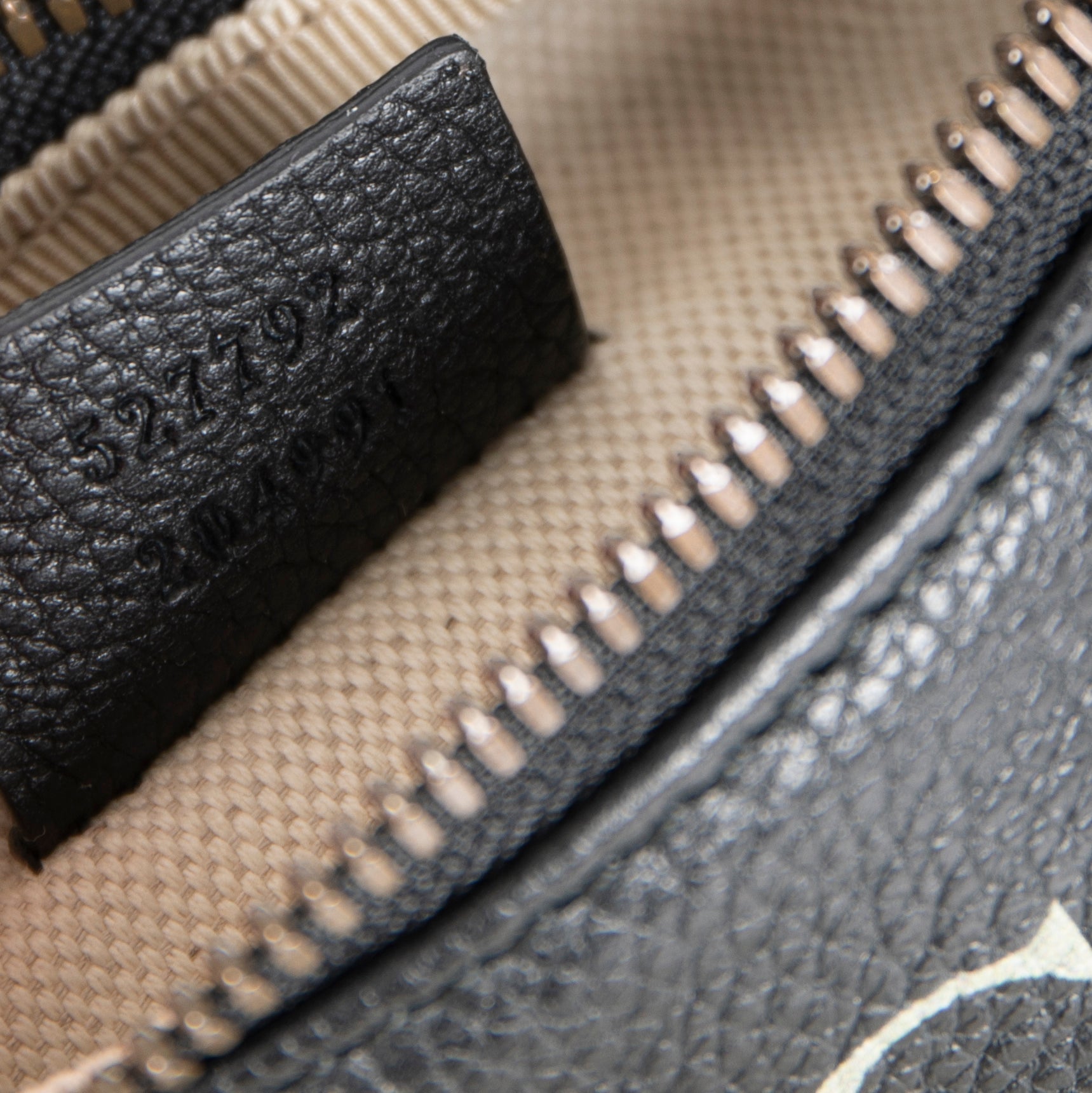 Gucci Small Logo Print Leather Belt Bag