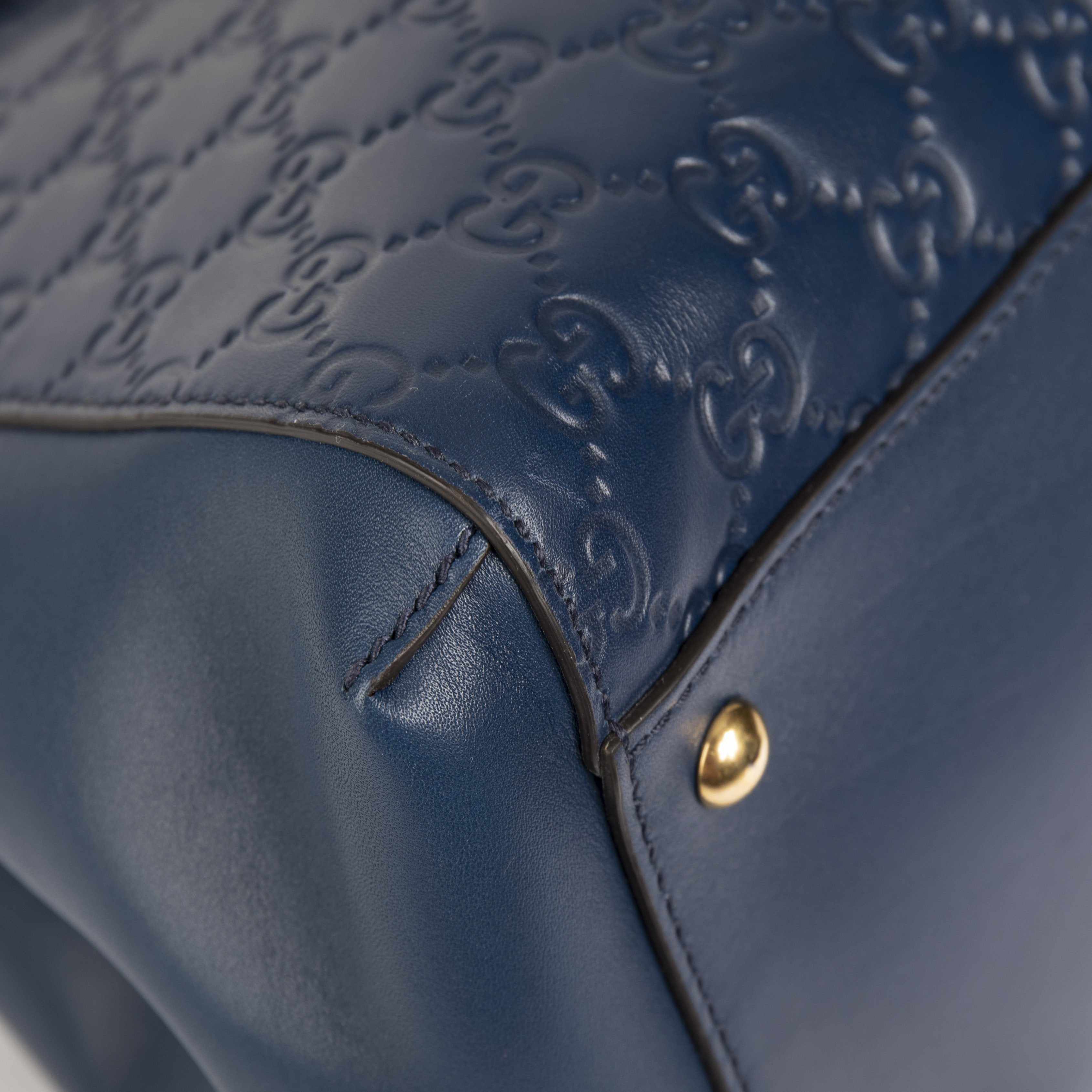 Gucci Soft Signature Convertible Top Handle Bag w/ Box