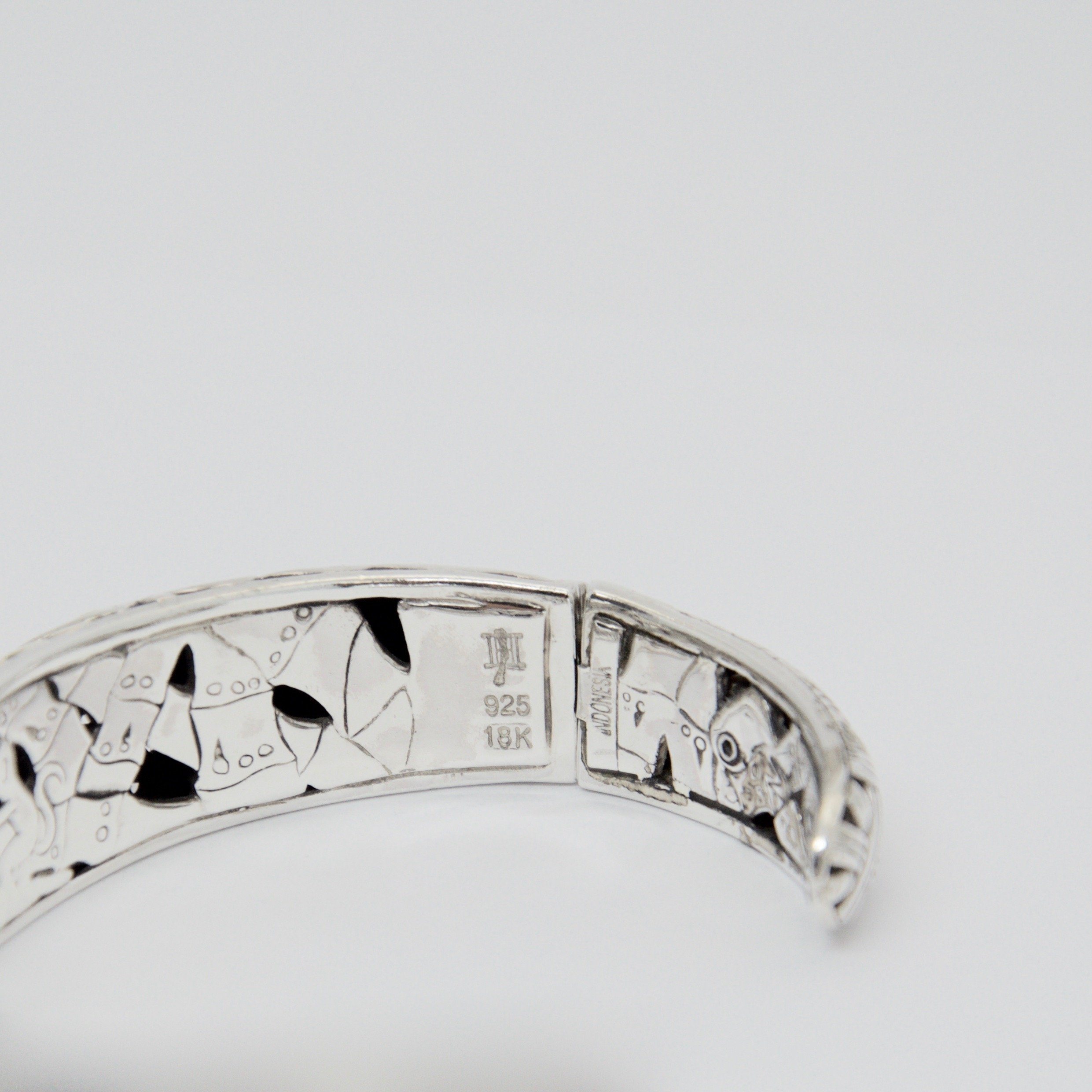 John Hardy Dot Collection Cuff