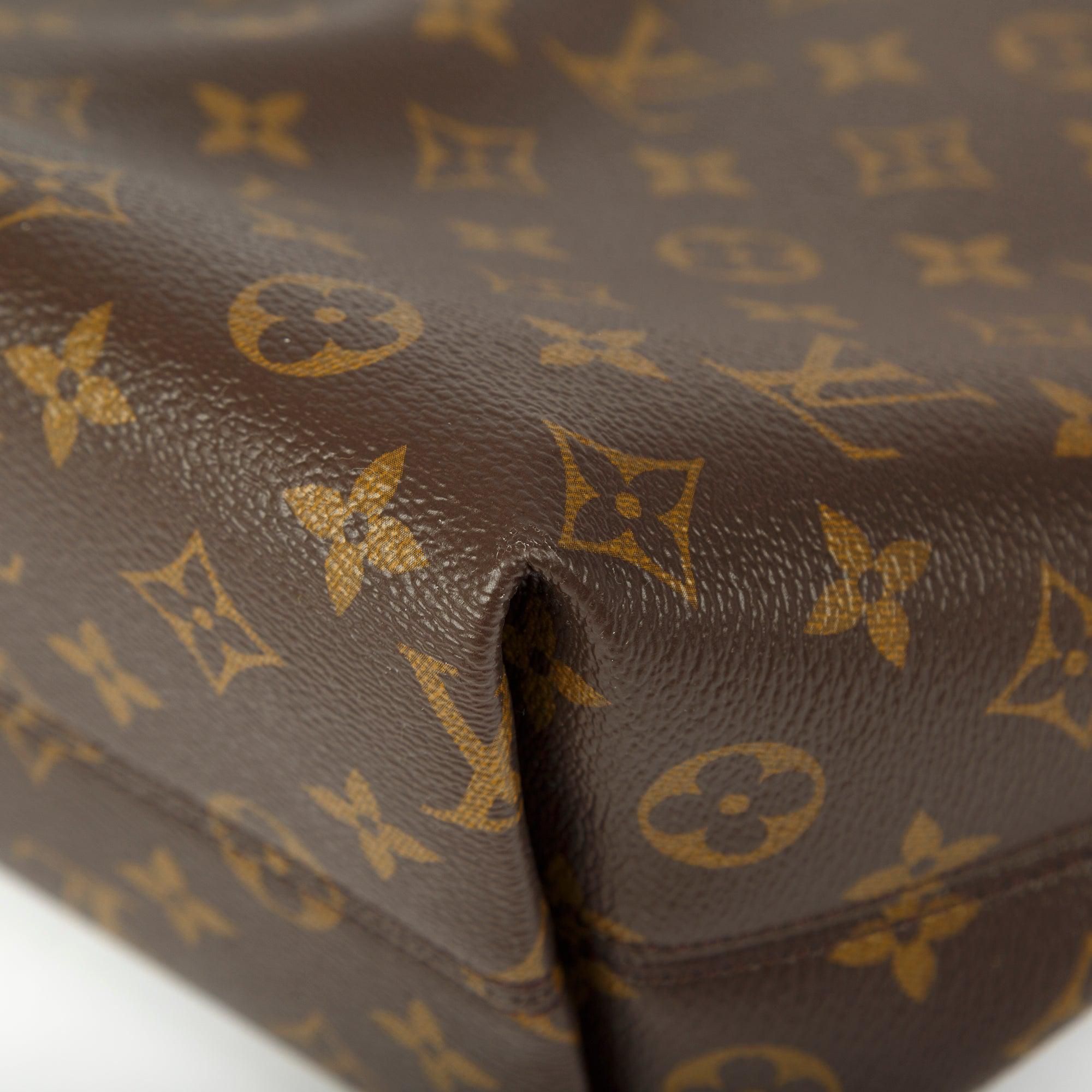 Louis 2022 Vuitton Monogram Boetie MM w/ Strap