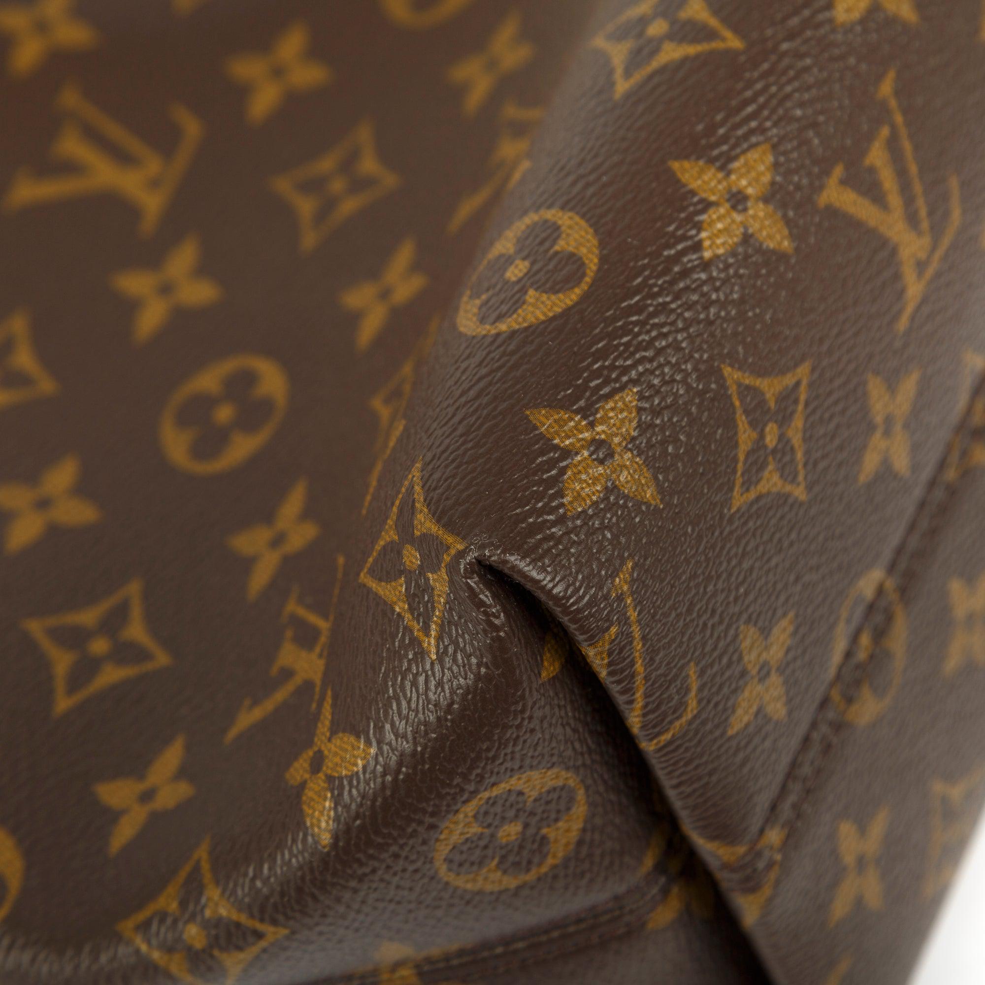 Louis 2022 Vuitton Monogram Boetie MM w/ Strap