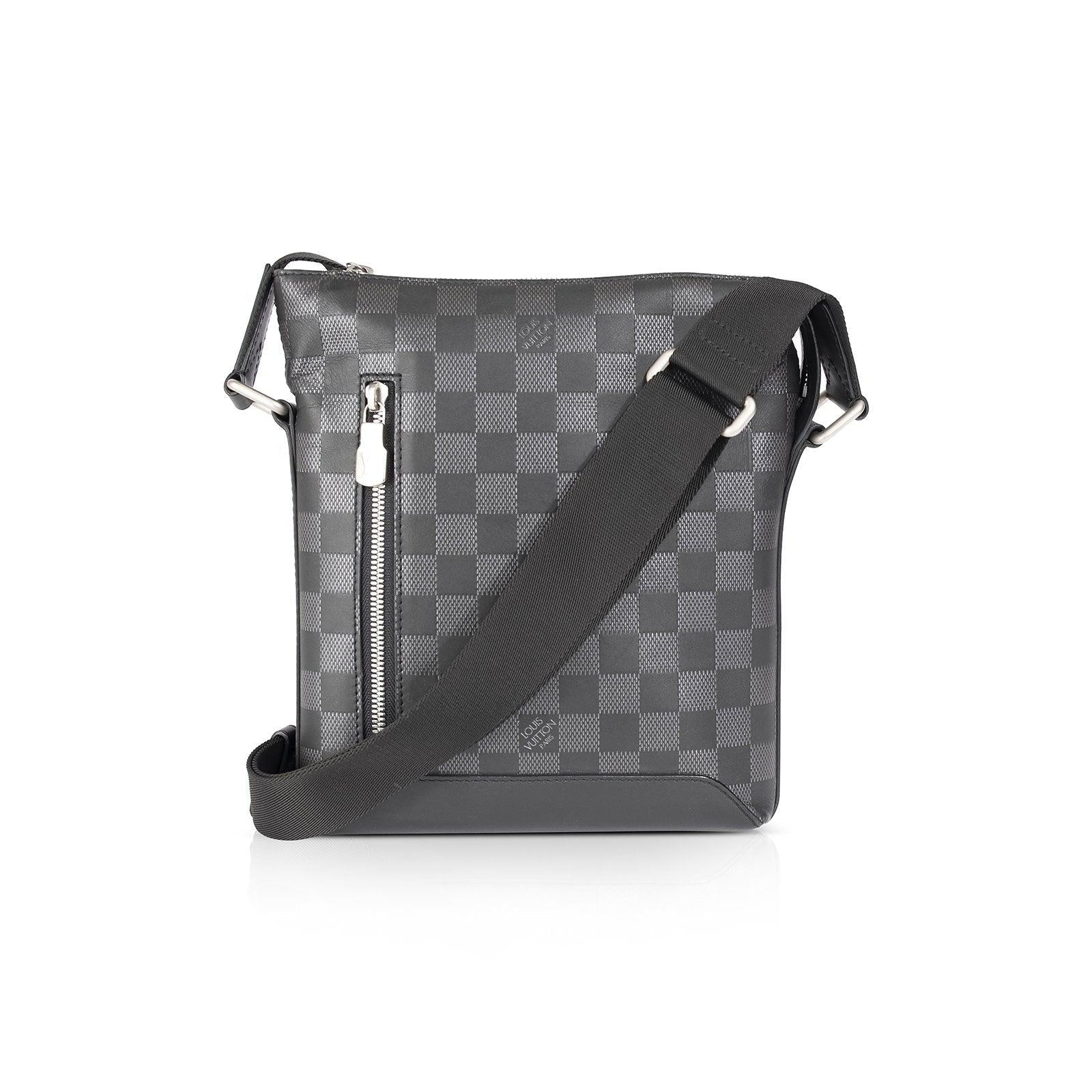 Louis Vuitton 2019 Damier Infini Discovery Messenger BB – Oliver Jewellery