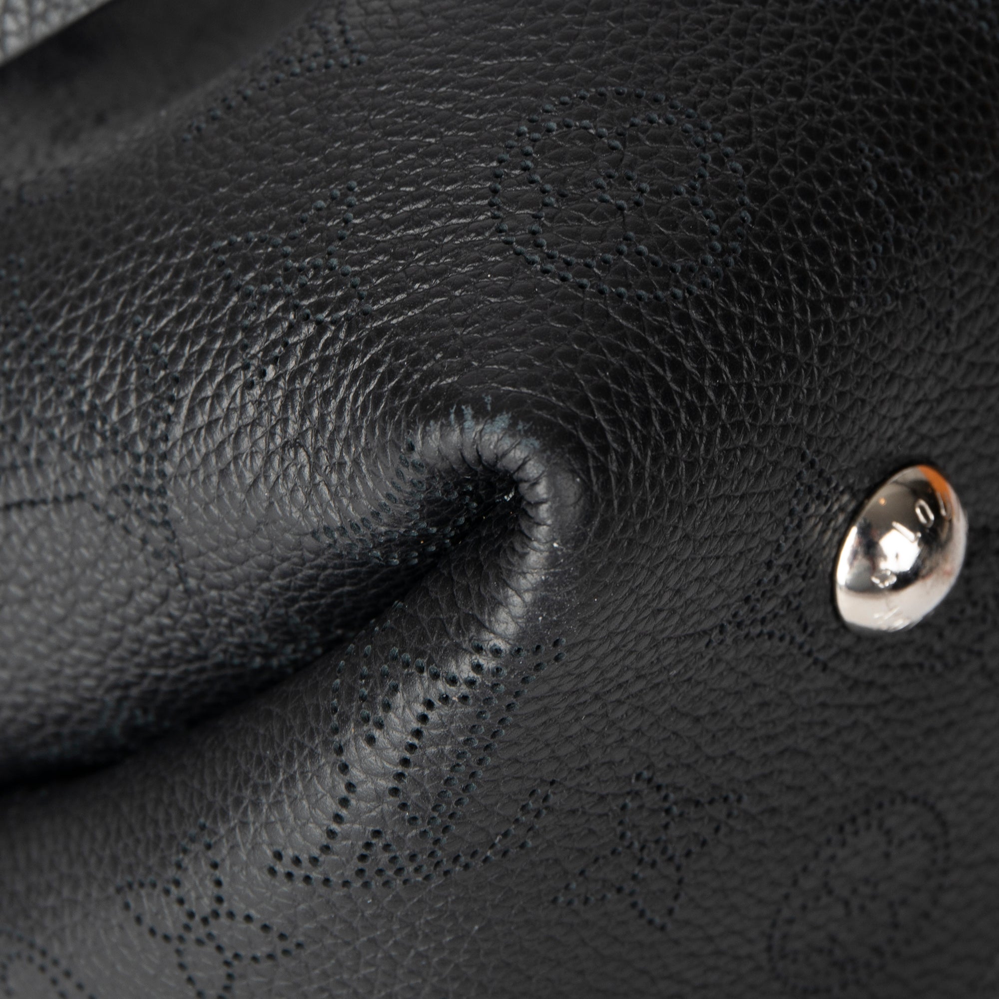 Louis Vuitton 2020 Mahina Leather Bella Bucket Bag w/ Box & Pouch