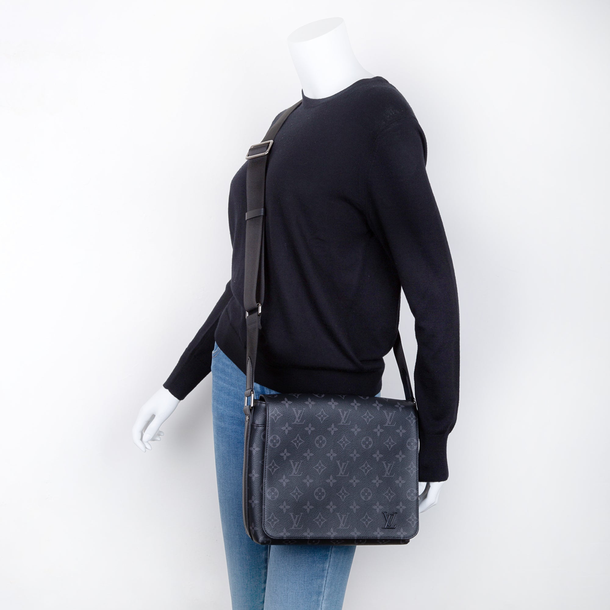 Louis Vuitton 2020 Monogram Eclipse District PM