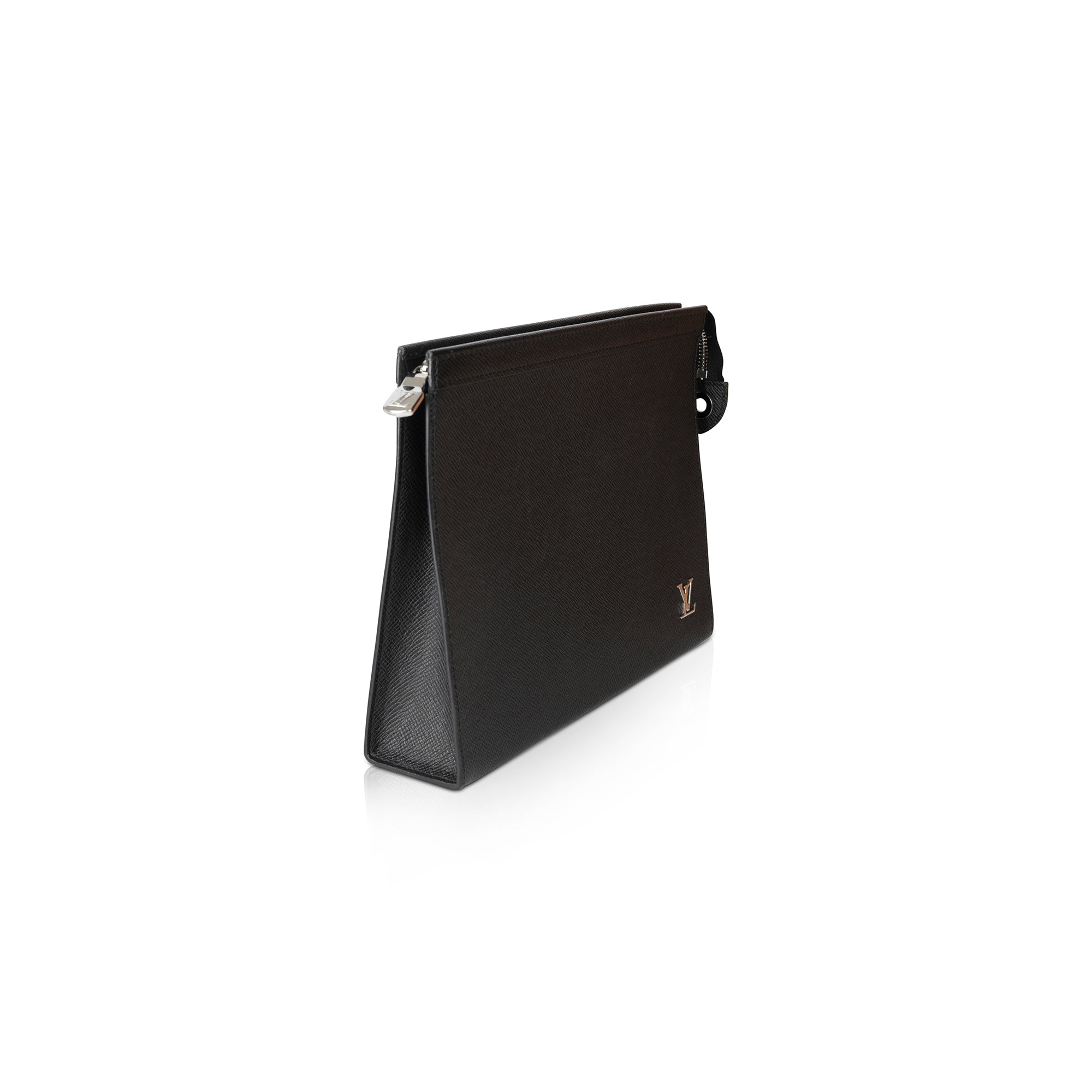 Louis Vuitton 2022 Taiga Leather Pochette Voyage w/ Box