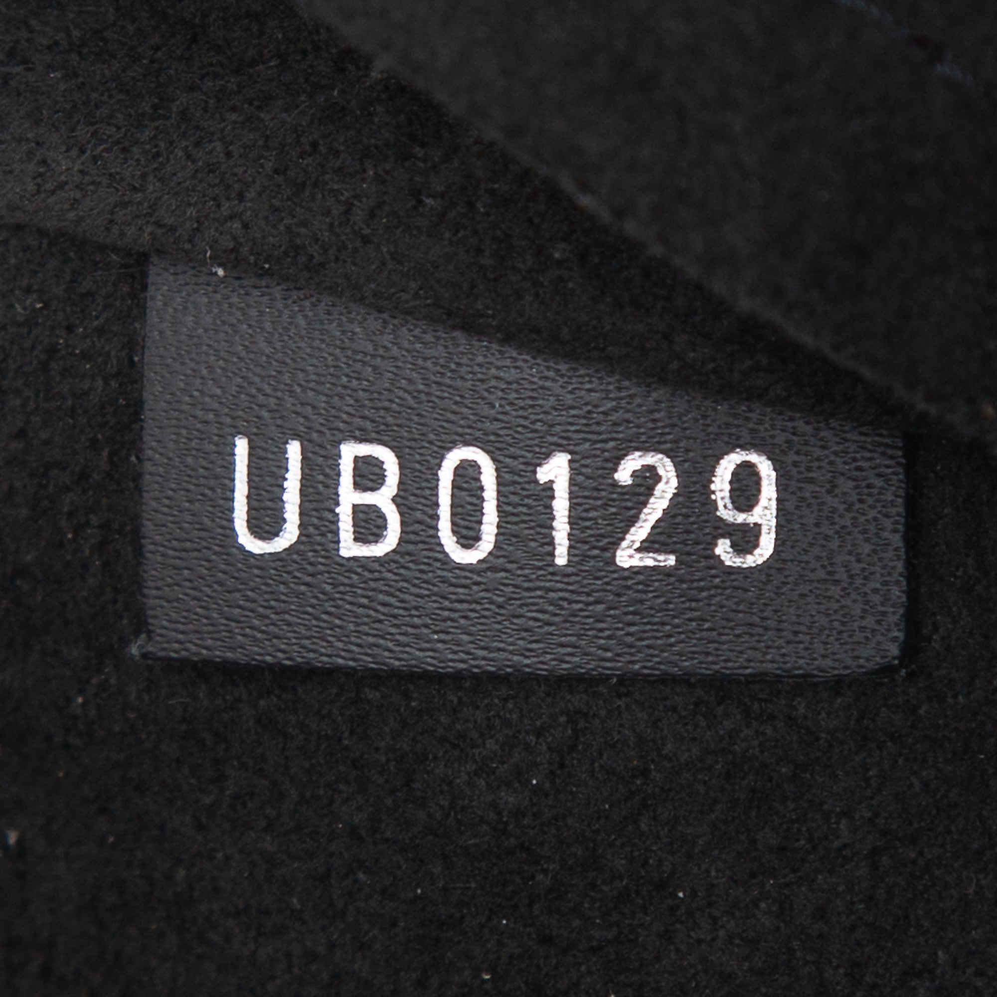 Louis Vuitton Black Epi Neverfull MM w/ Pouch